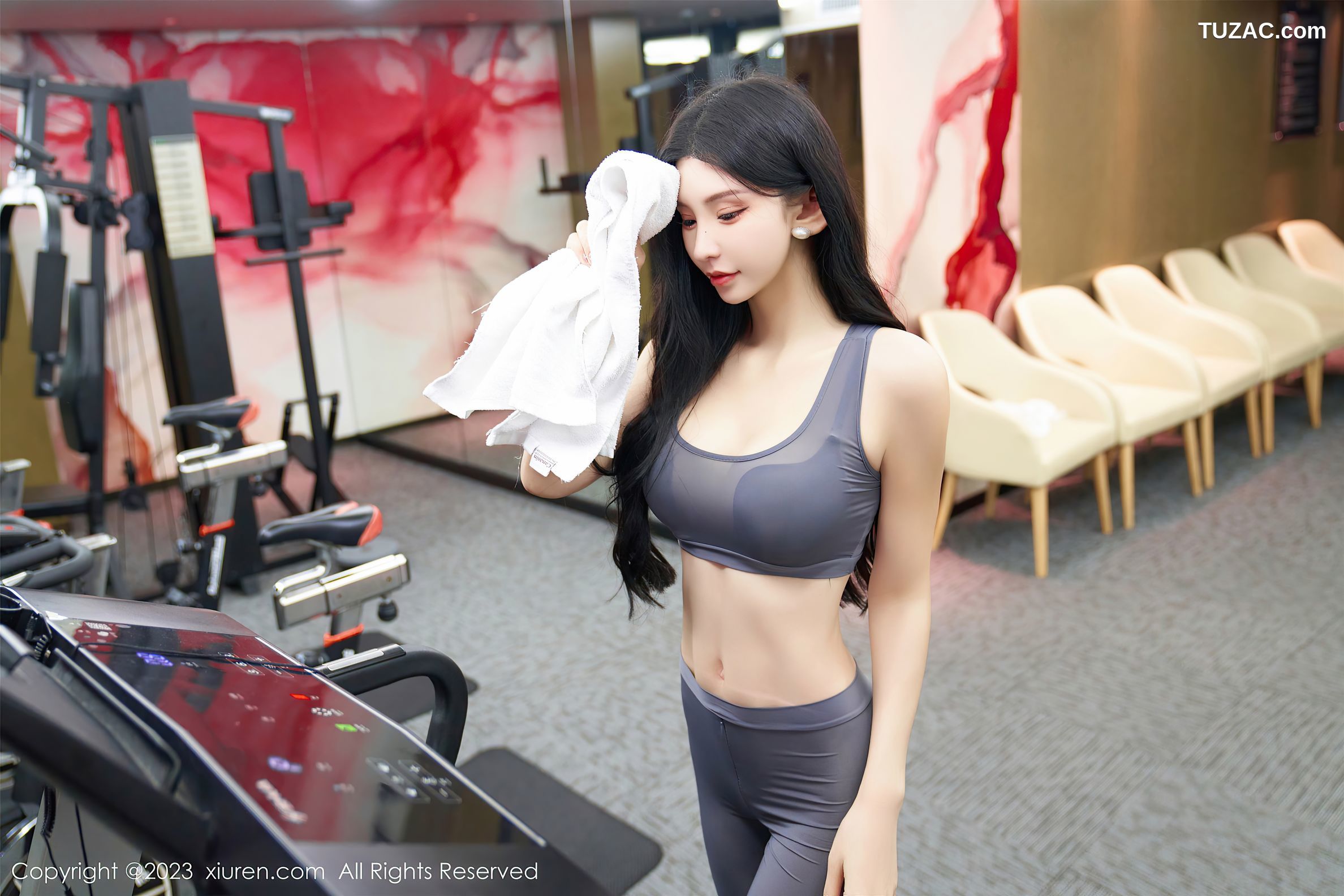 XiuRen秀人网-7651-周于希Sally-主题《健身博主酒店一天》灰色运动装-2023.11.10