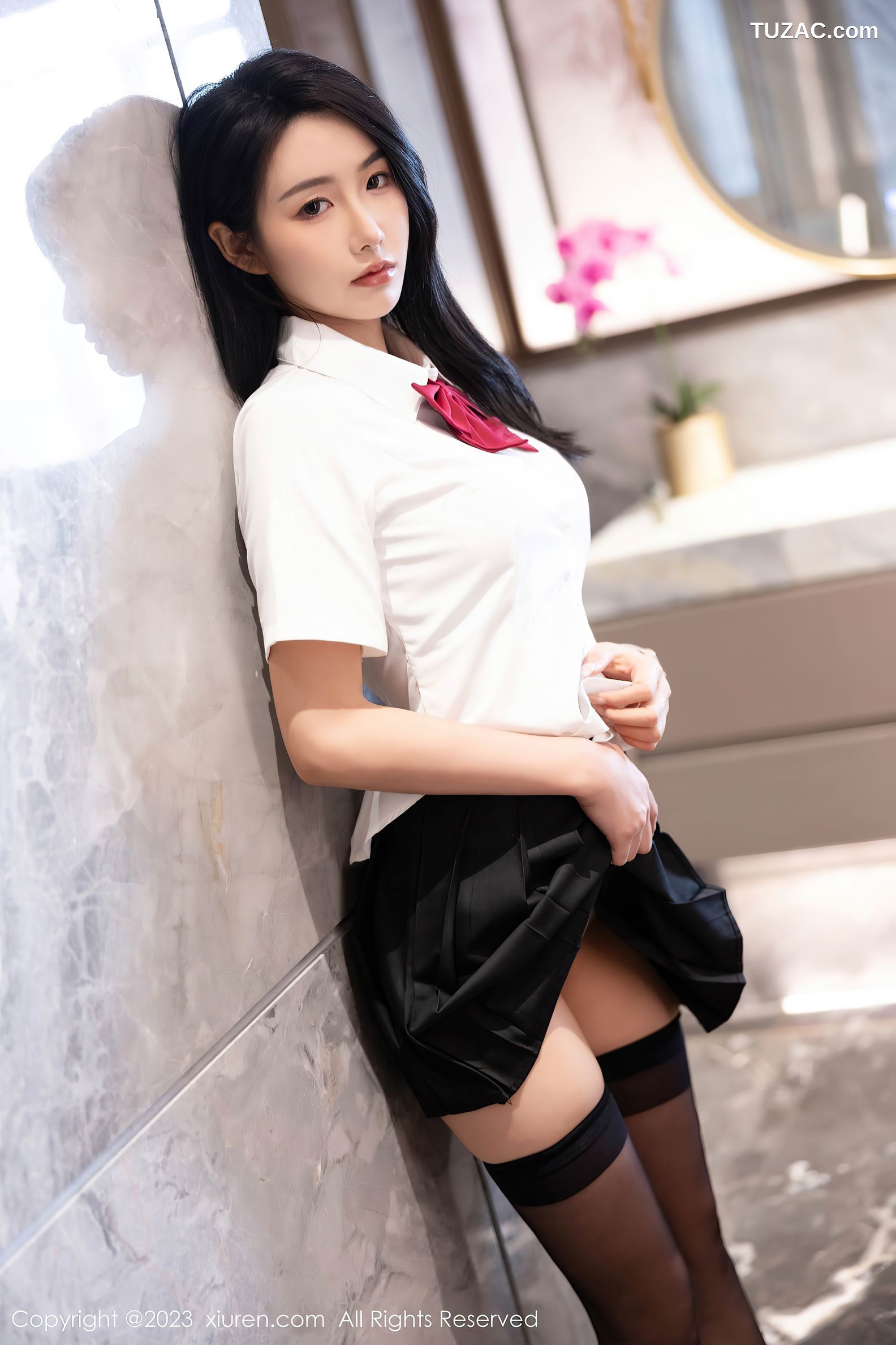 XiuRen秀人网-7653-苏苏阿-白衬衫黑短裙学生装黑丝-2023.11.13