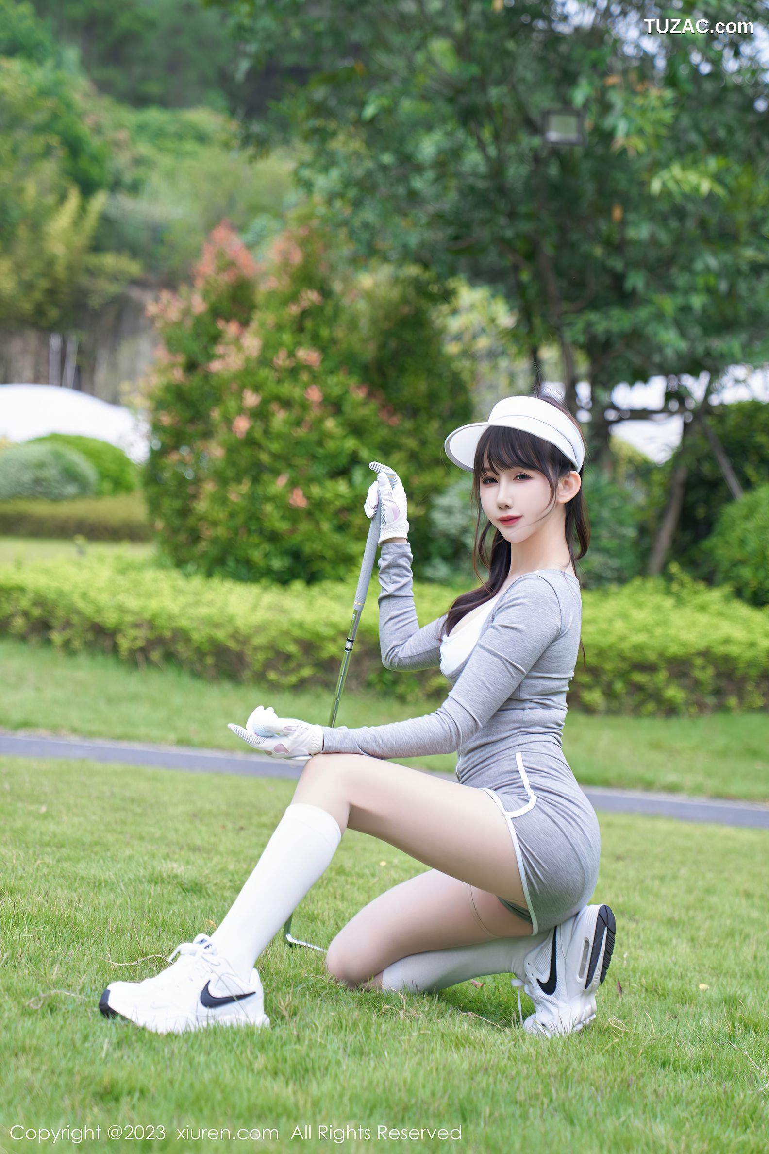 XiuRen秀人网-7657-波巧酱-高球女神浅灰运动装-2023.11.14