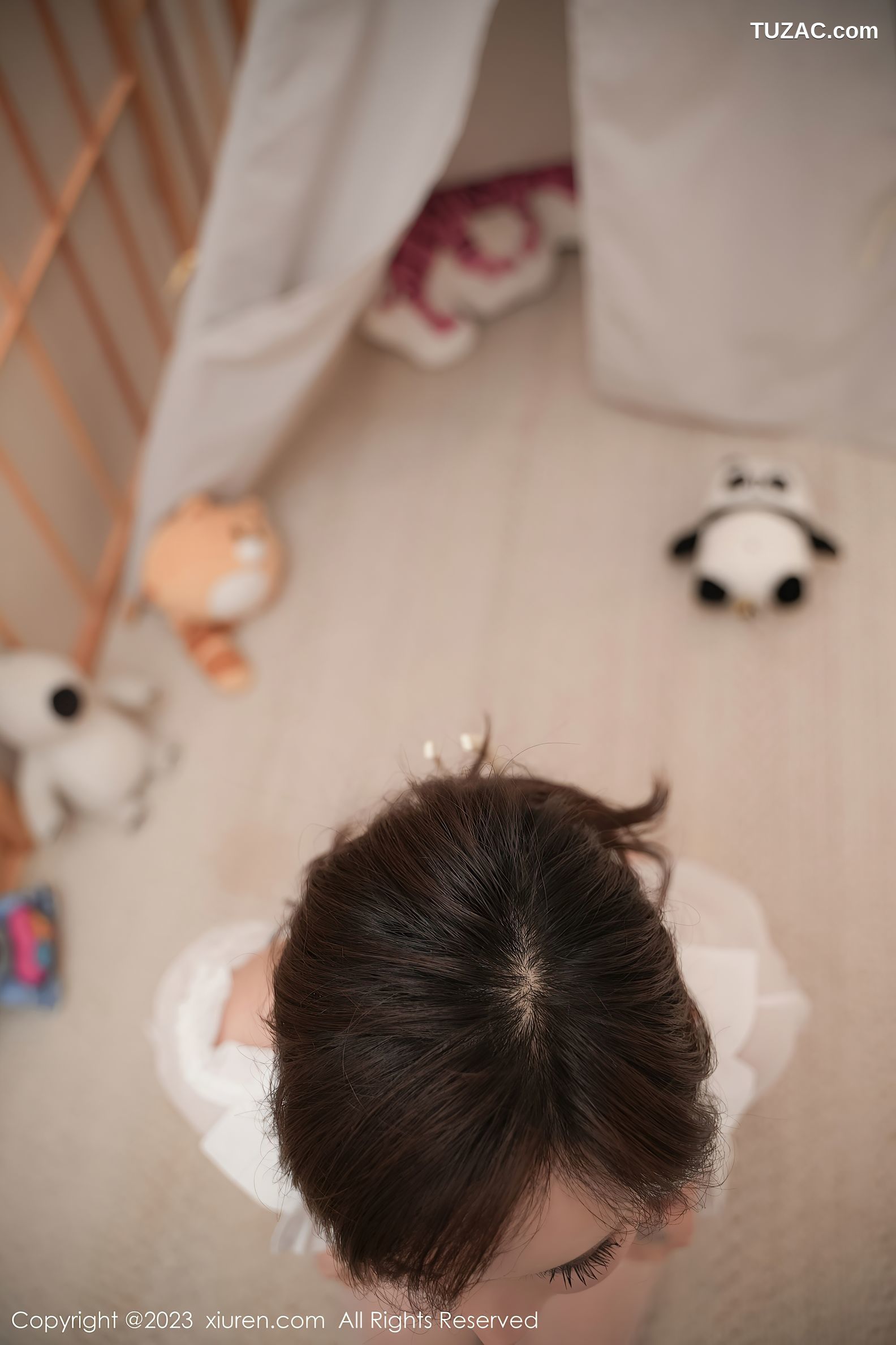 XiuRen秀人网-7672-Carol周妍希-白衬衫白色蕾丝内衣白丝袜-2023.11.16