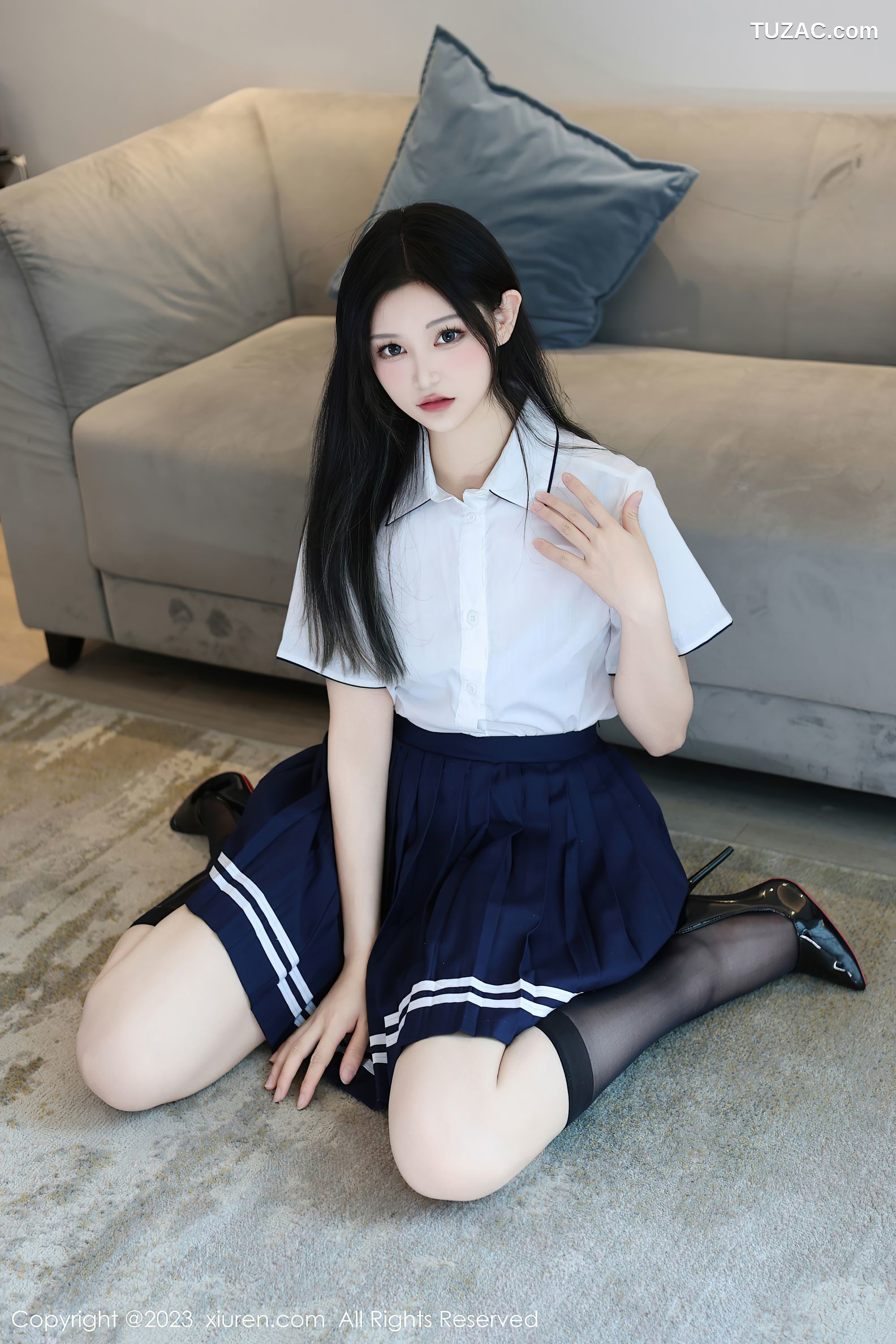 XiuRen秀人网-7697-大橘BBKira-白衬衫深蓝短裙学生装黑色轻透内衣黑丝-2023.11.22