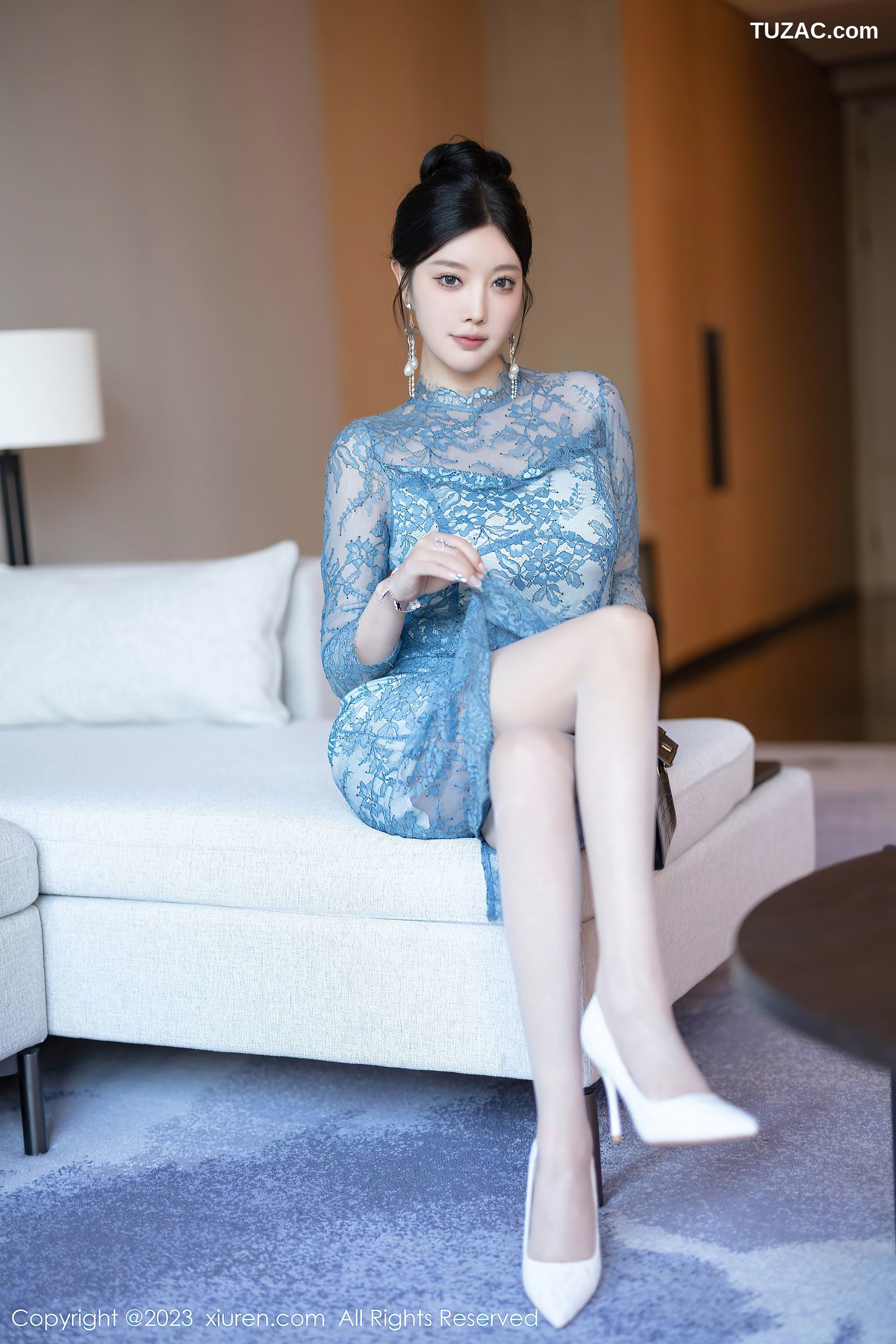 XiuRen秀人网-7732-杨晨晨Yome-蓝灰色薄纱旗袍-2023.11.28