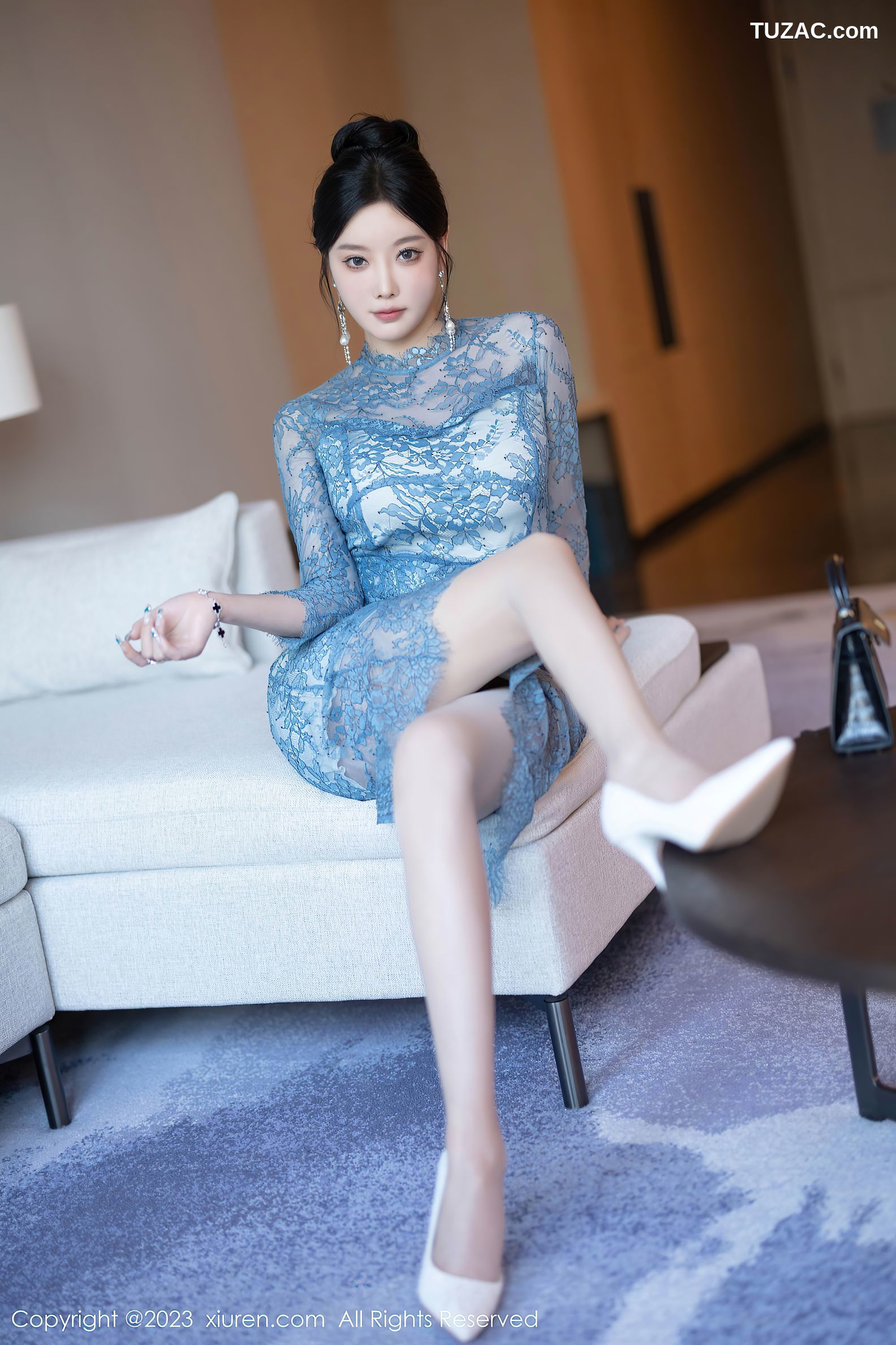 XiuRen秀人网-7732-杨晨晨Yome-蓝灰色薄纱旗袍-2023.11.28
