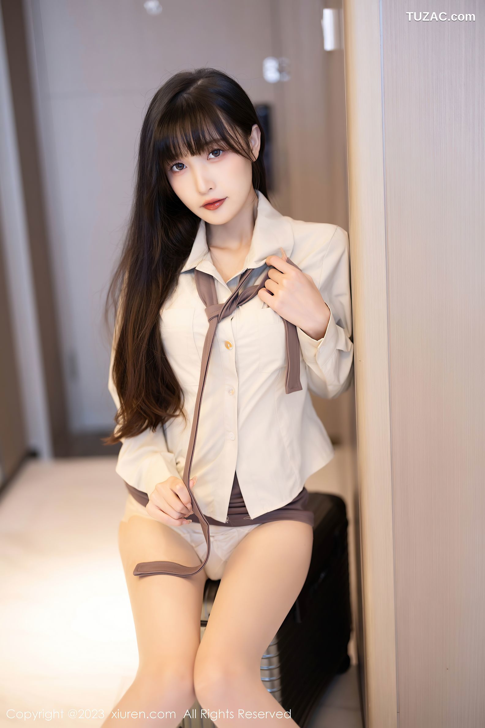 XiuRen秀人网-7745-林星阑-衬衫短裙空姐制服原色丝袜-2023.11.30