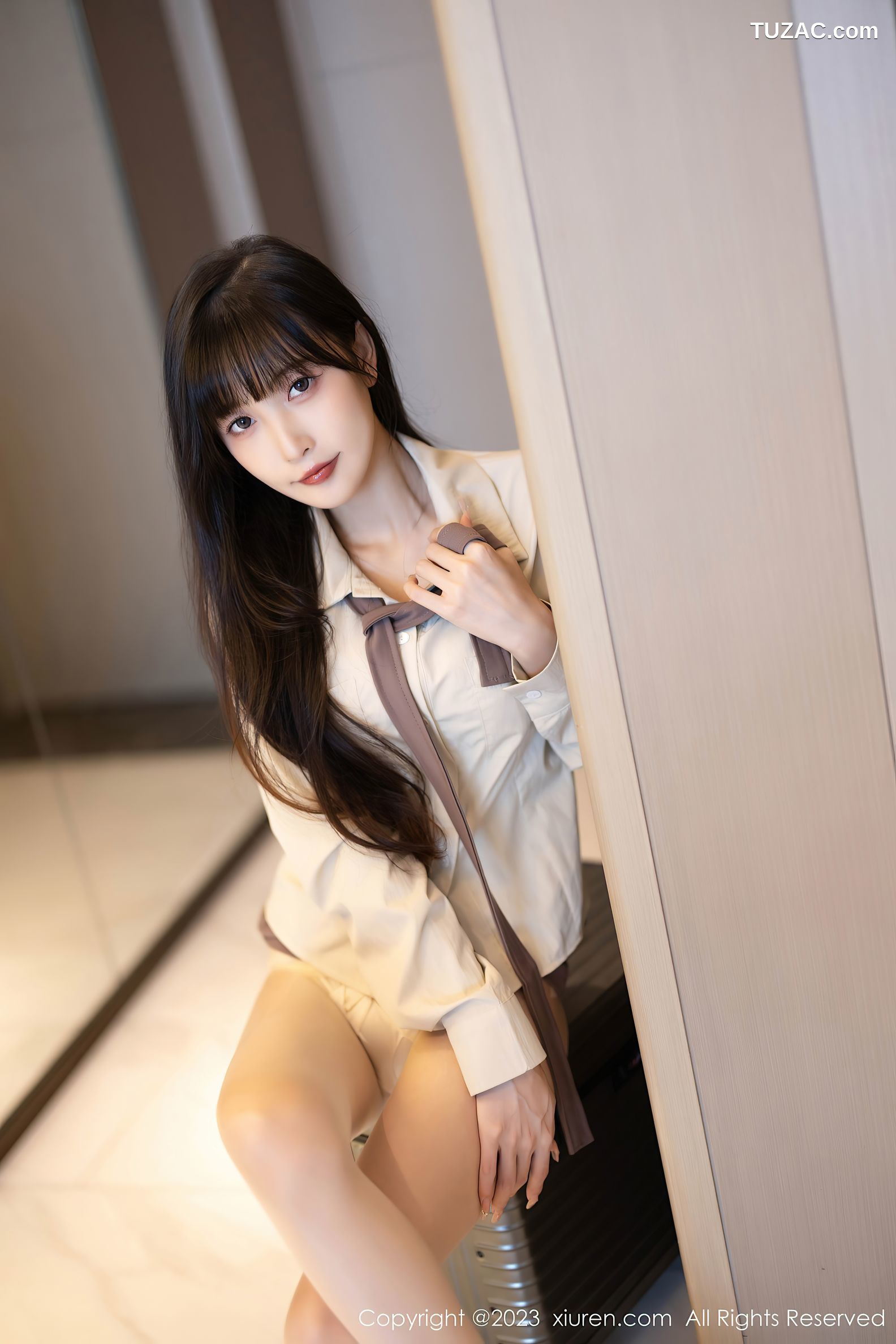 XiuRen秀人网-7745-林星阑-衬衫短裙空姐制服原色丝袜-2023.11.30