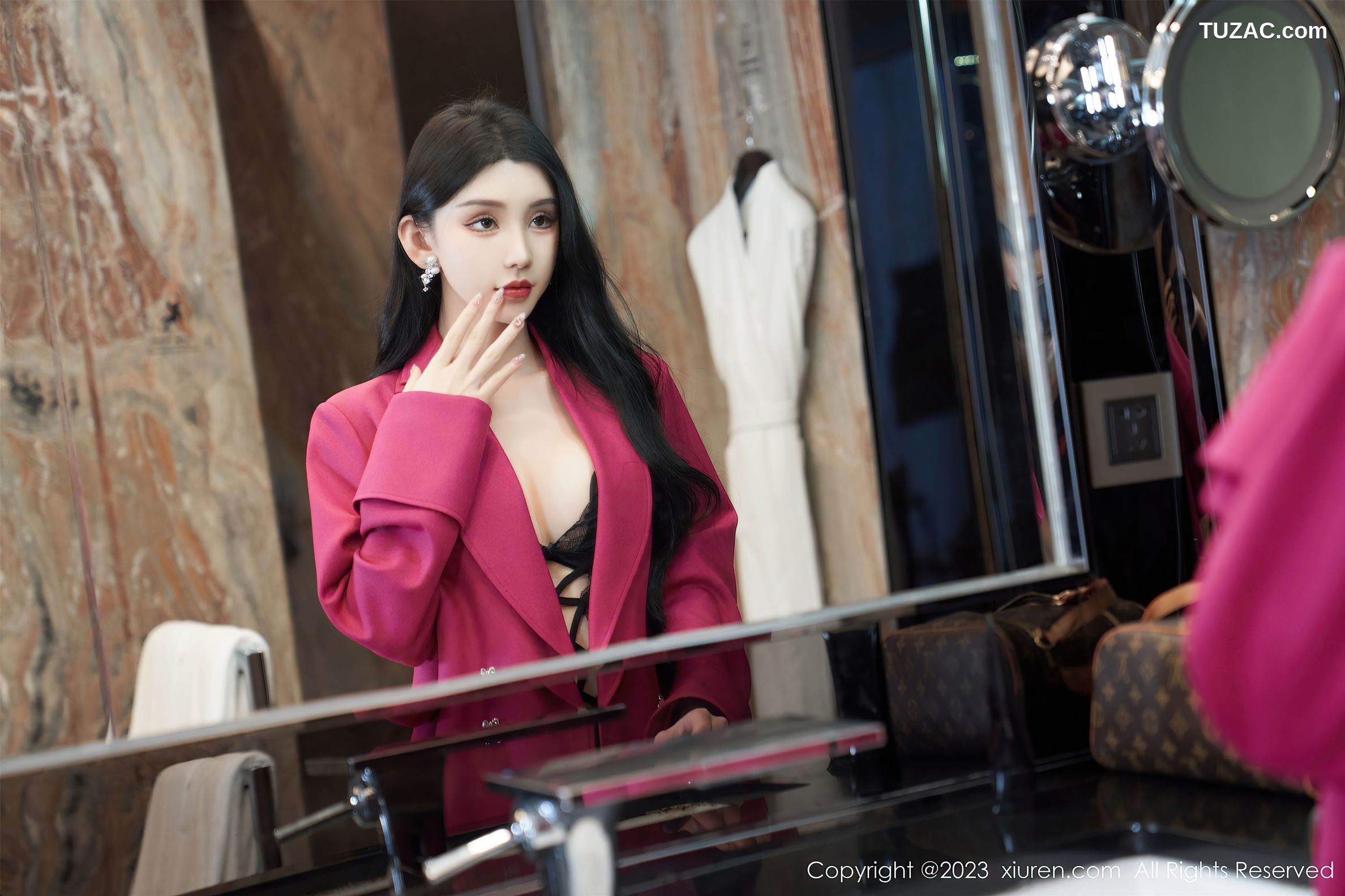 XiuRen秀人网-7787-周于希Sally-主题《网红主播背后的生活》-2023.12.08