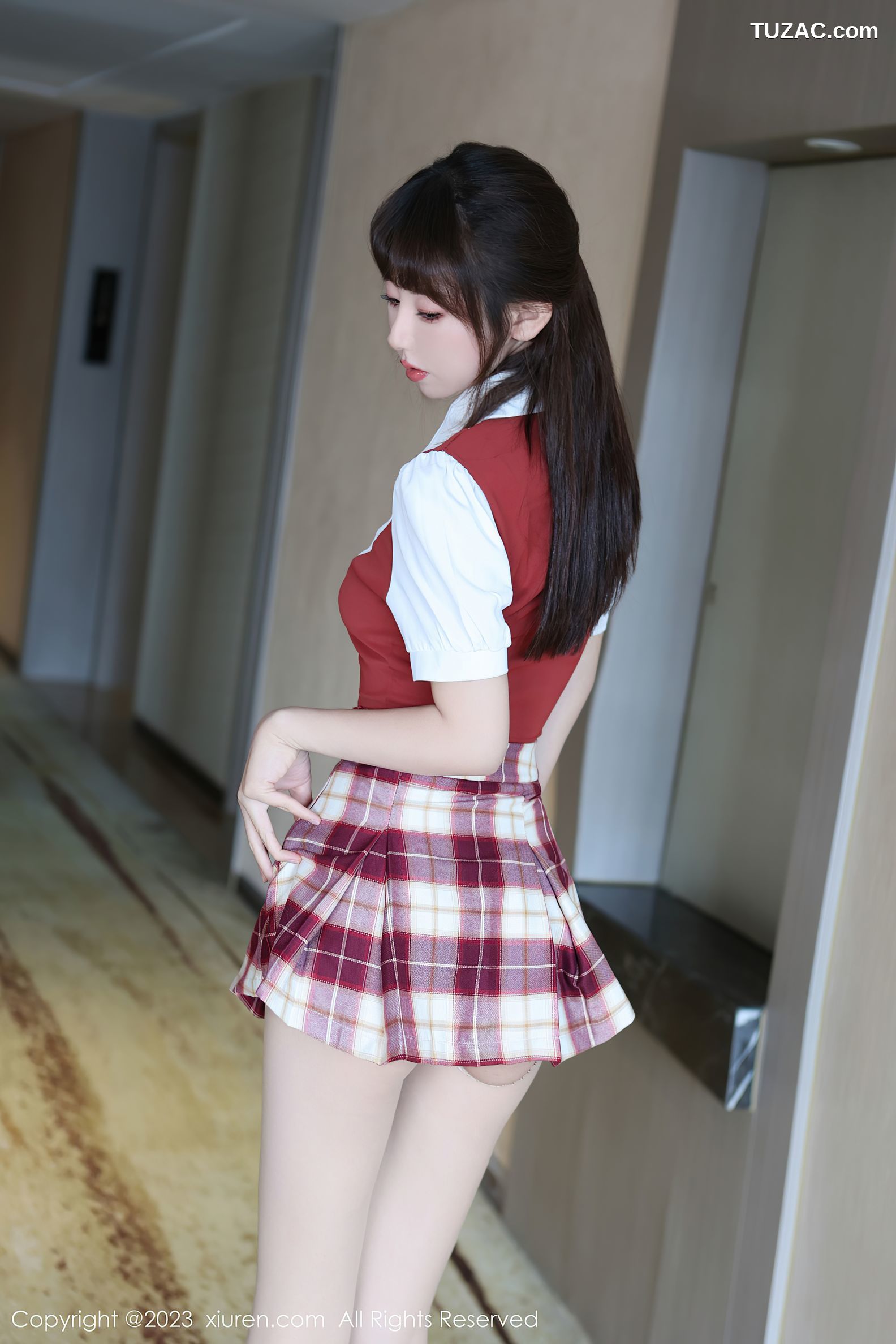 XiuRen秀人网-7851-金tiao-白衬衫红格子裙学生装红绳内衣爆乳-2023.12.22