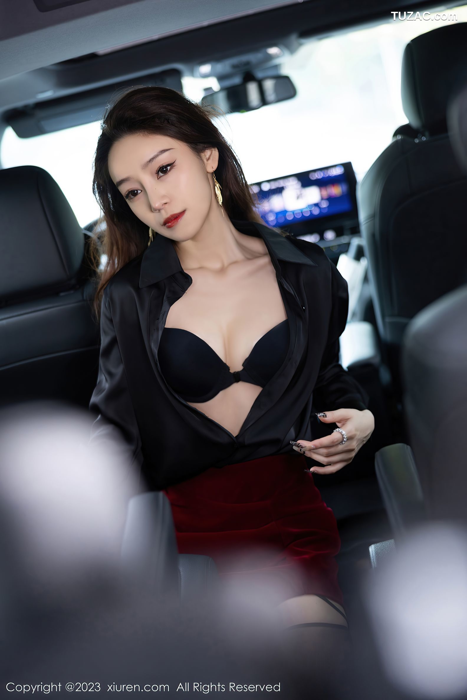 XiuRen秀人网-7867-苏曼兮-黑衫红短裙黑色内衣黑丝-2023.12.26