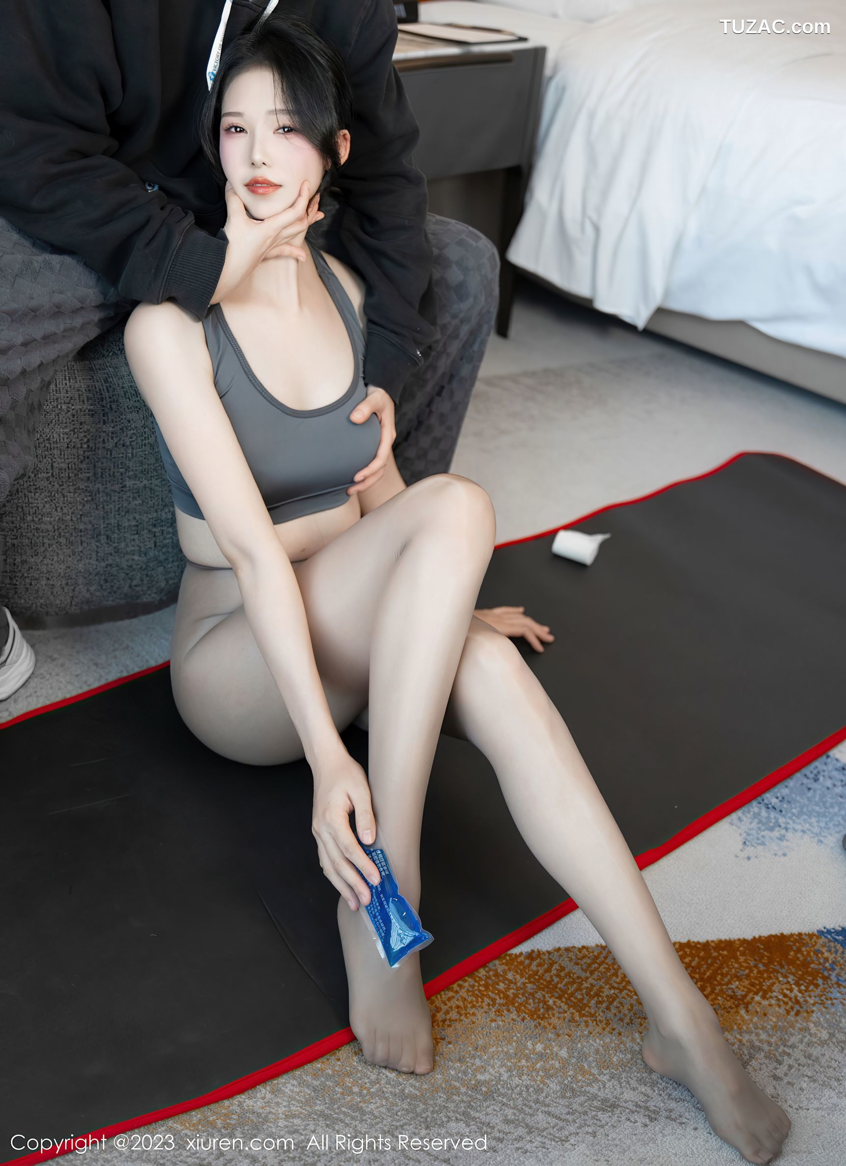 XiuRen秀人网-7882-利世-灰色瑜伽服饰灰丝-2023.12.28