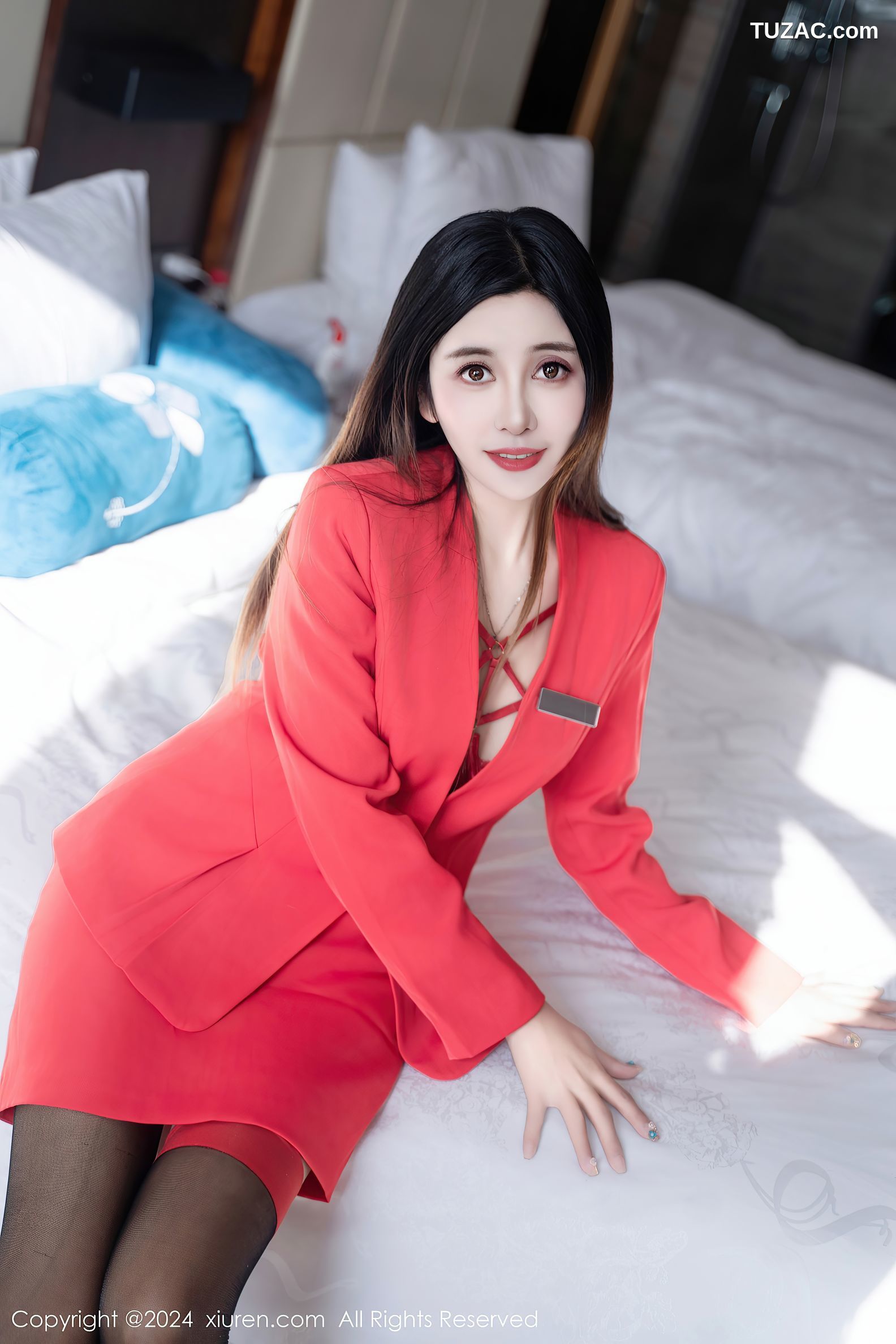 XiuRen秀人网-7941-夏希-OL红色裙装红内衣爆乳-2024.01.11
