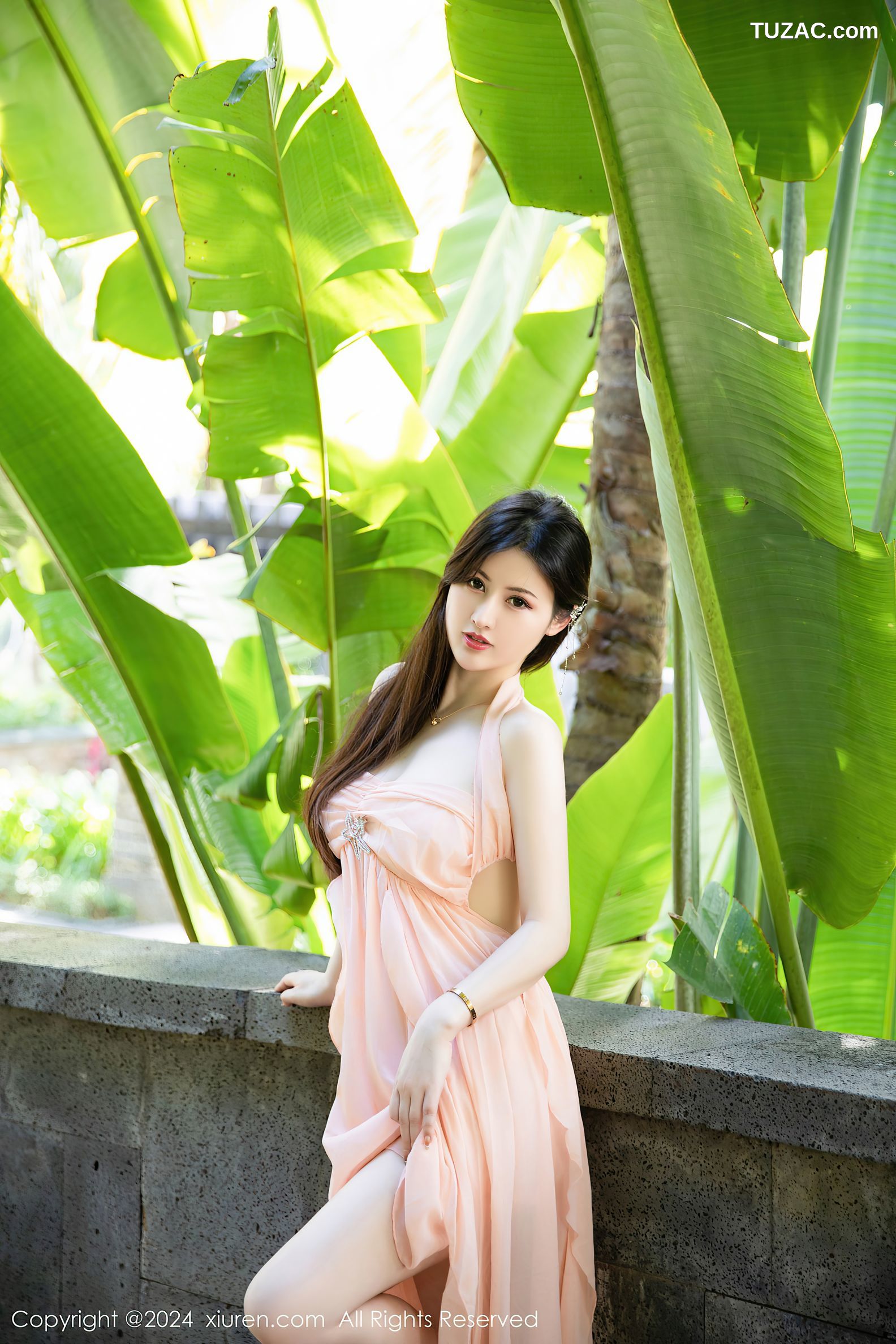 XiuRen秀人网-7948-诗诗kiki-粉色低胸礼服长裙浅粉色内衣-2024.01.11