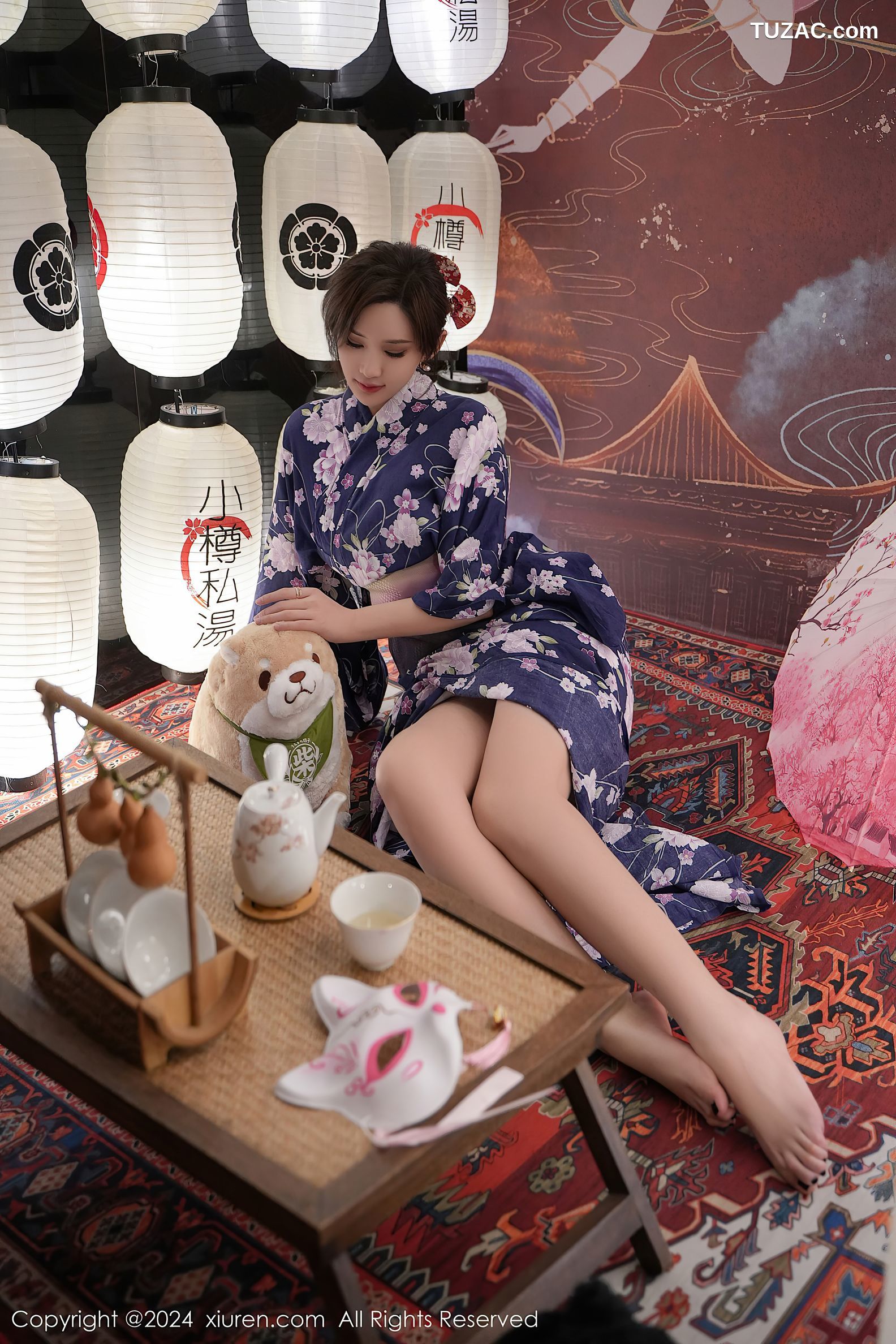 XiuRen秀人网-7975-Carol周妍希-深蓝粉花浴袍-2024.01.17