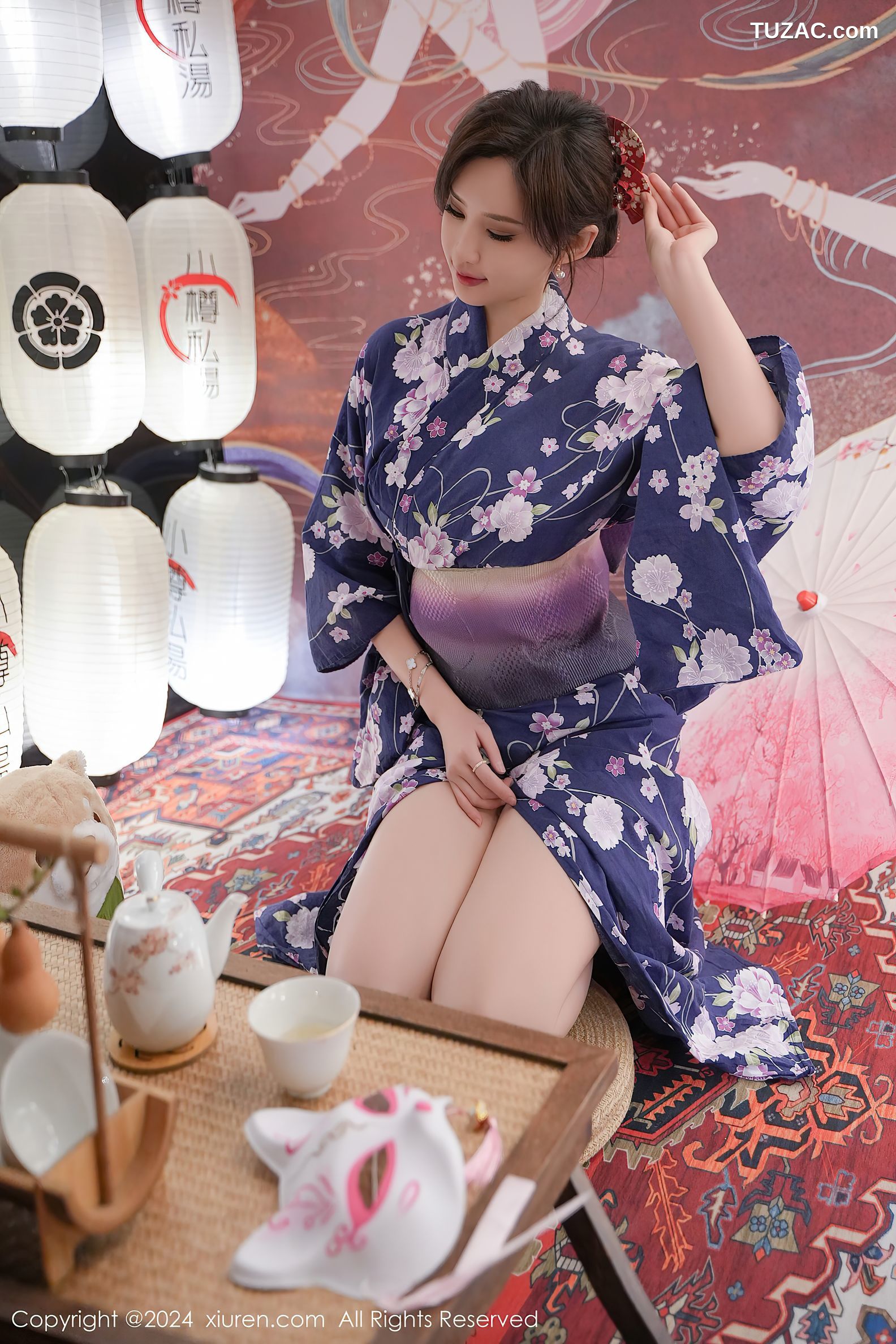 XiuRen秀人网-7975-Carol周妍希-深蓝粉花浴袍-2024.01.17