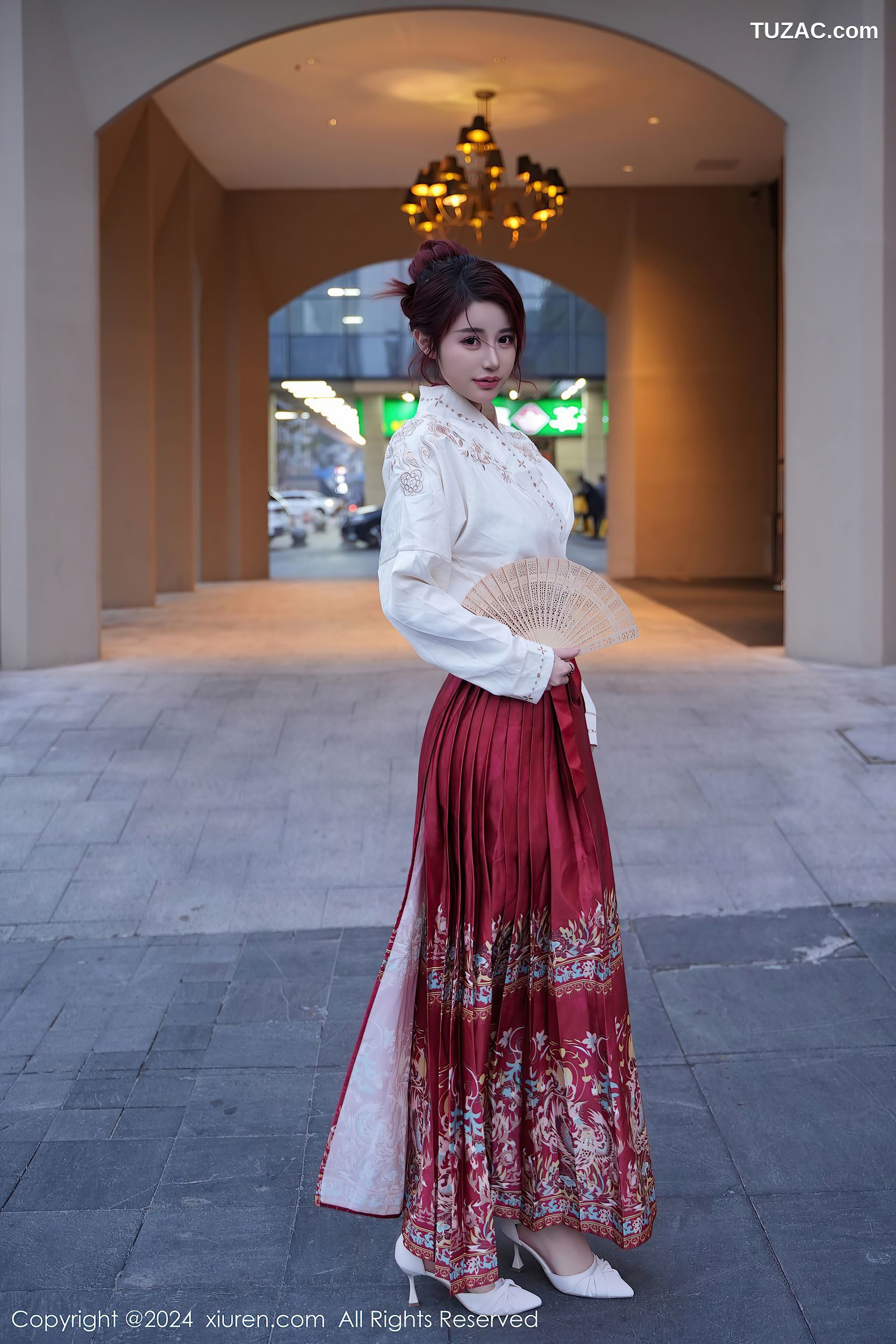 XiuRen秀人网-7985-美七Mia-古风白衣红裙红色情趣内衣-2024.01.19