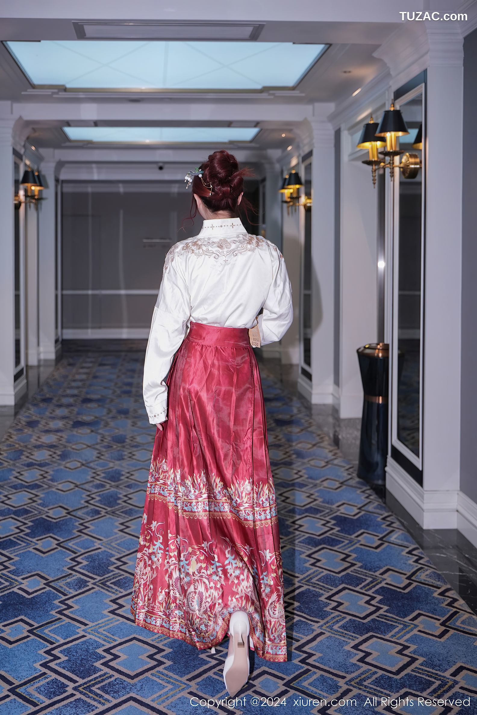 XiuRen秀人网-7985-美七Mia-古风白衣红裙红色情趣内衣-2024.01.19