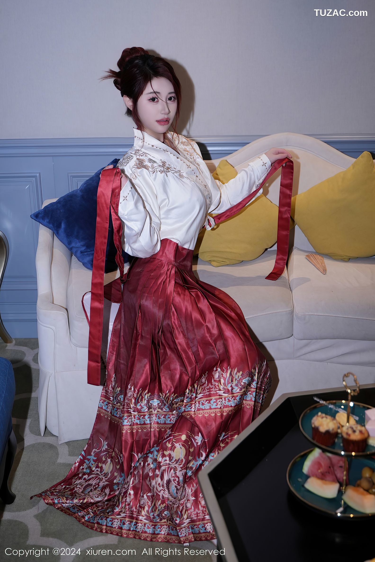 XiuRen秀人网-7985-美七Mia-古风白衣红裙红色情趣内衣-2024.01.19