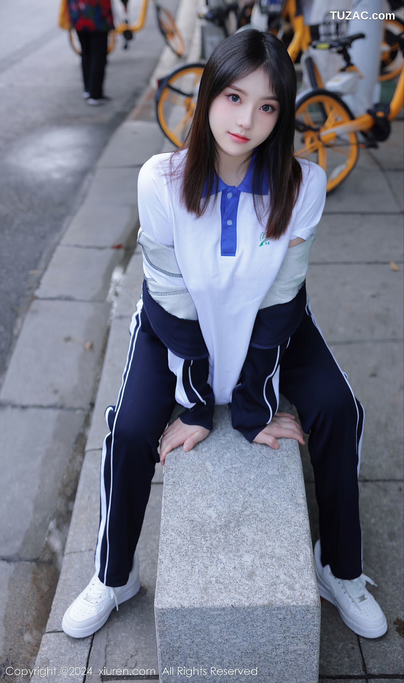 XiuRen秀人网-7994-豆瓣酱-蓝白运动学生装黑丝-2024.01.19