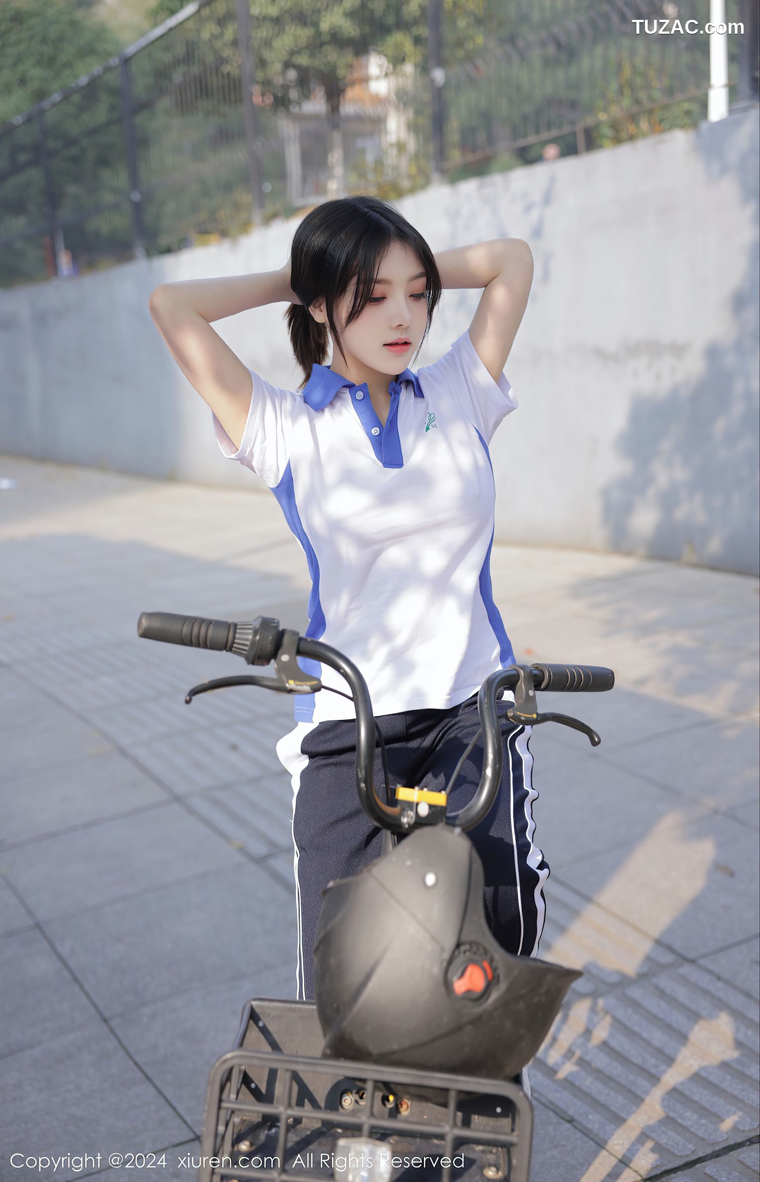 XiuRen秀人网-7994-豆瓣酱-蓝白运动学生装黑丝-2024.01.19