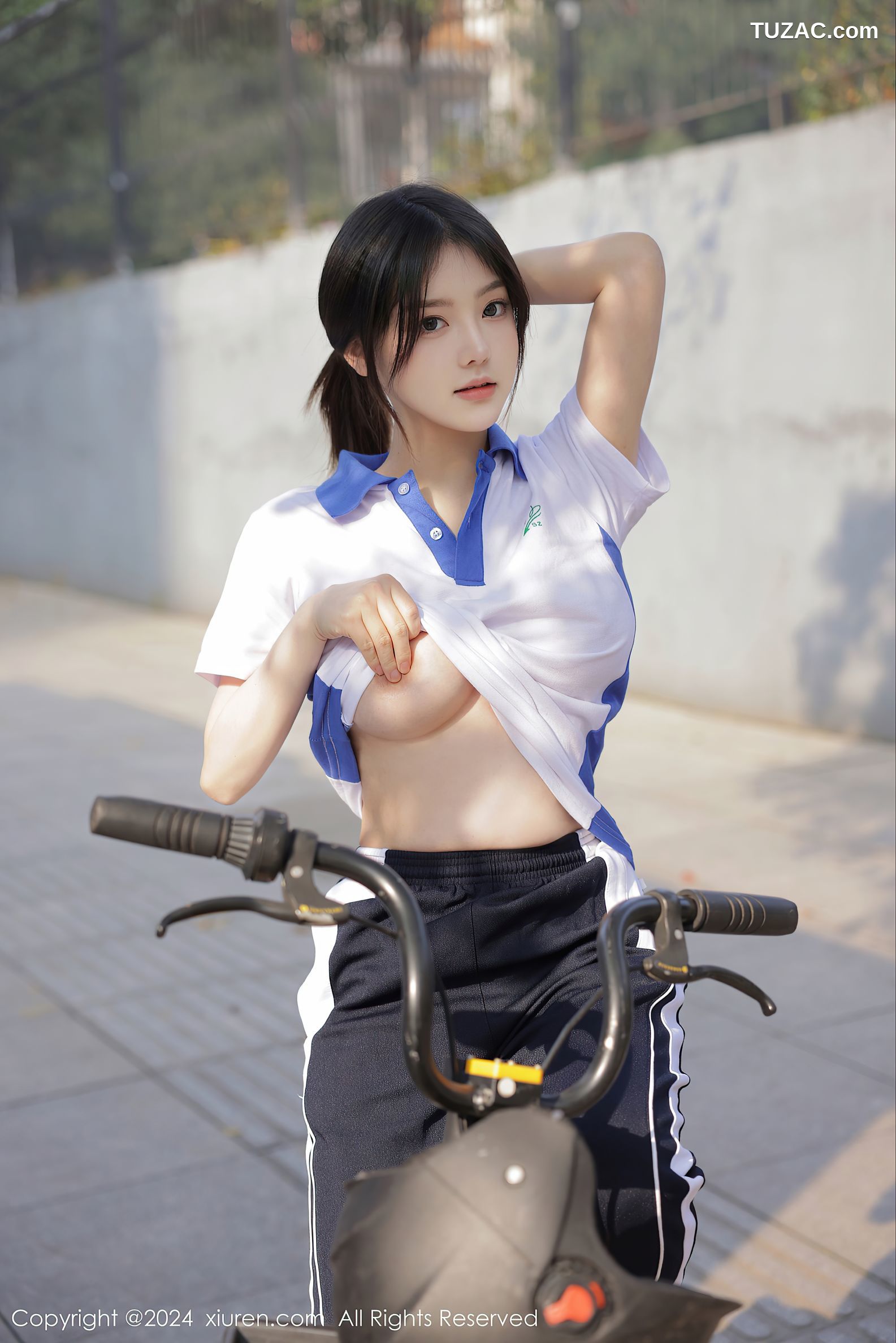 XiuRen秀人网-7994-豆瓣酱-蓝白运动学生装黑丝-2024.01.19