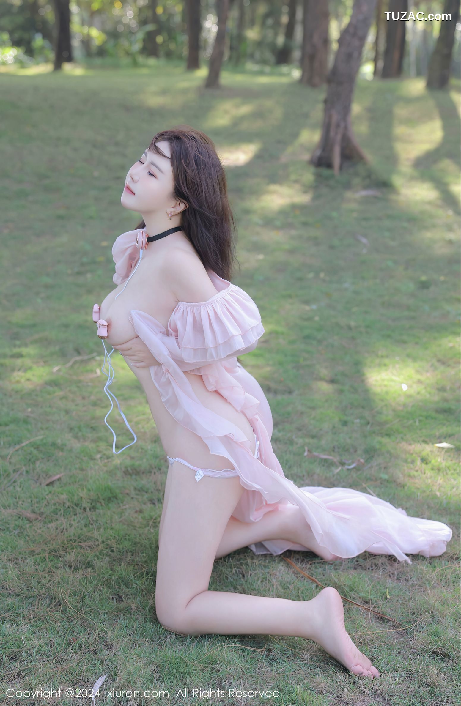 XiuRen秀人网-8007-小薯条nienie-户外淡粉色长裙真空爆乳-2024.01.23