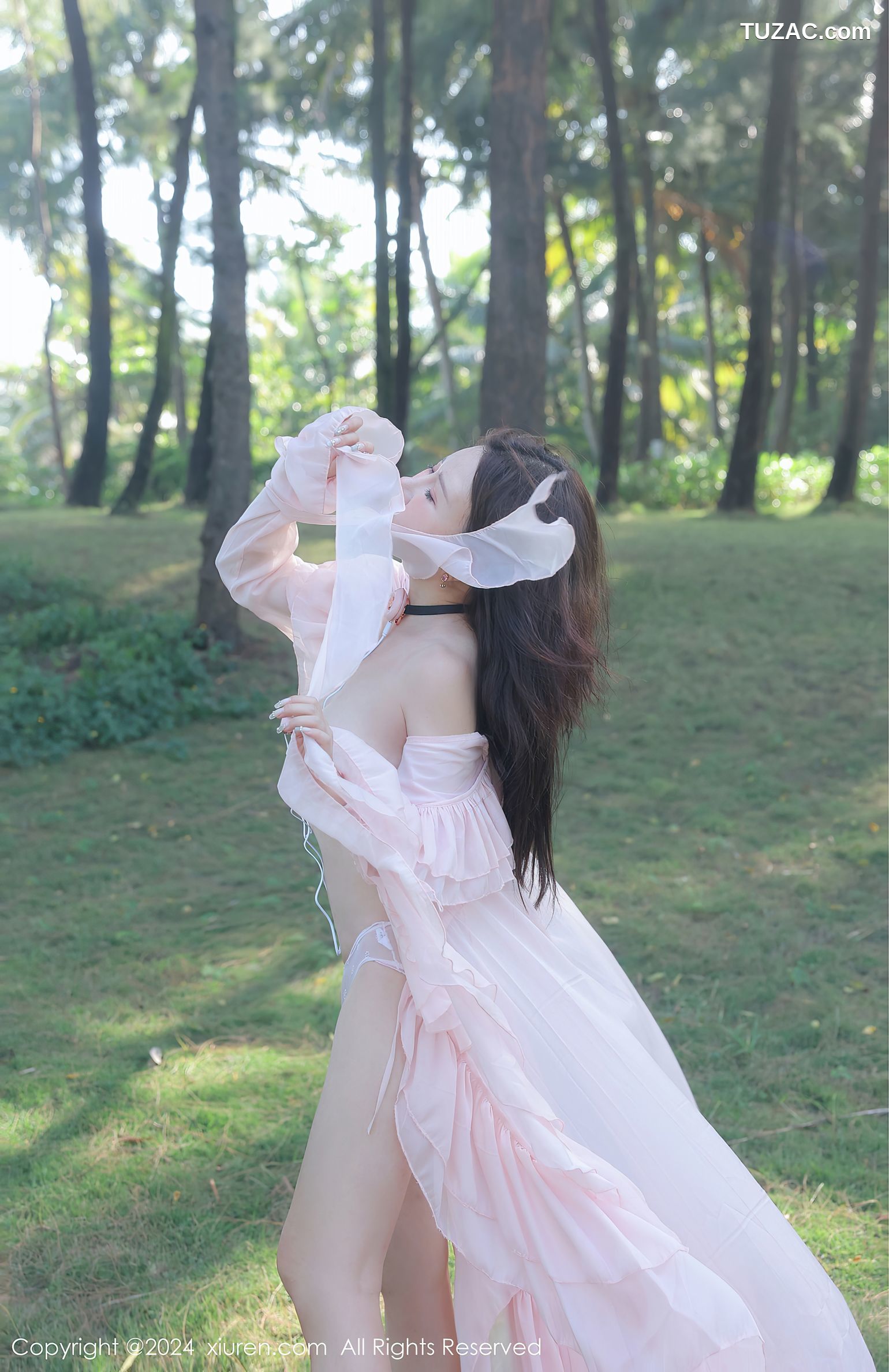 XiuRen秀人网-8007-小薯条nienie-户外淡粉色长裙真空爆乳-2024.01.23