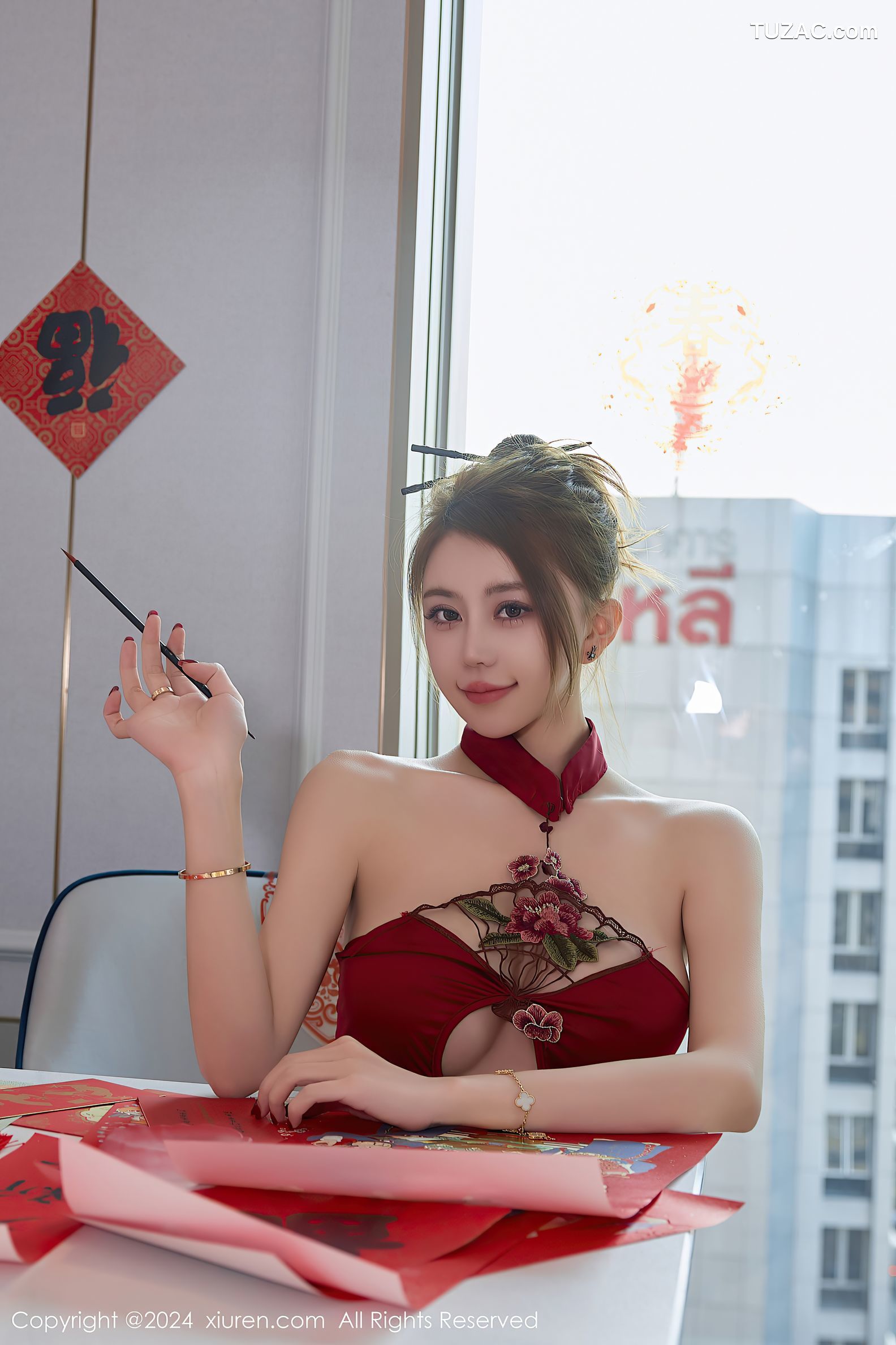 XiuRen秀人网-8036-tina_甜仔-新年主题-红裙黑丝-2024.01.30