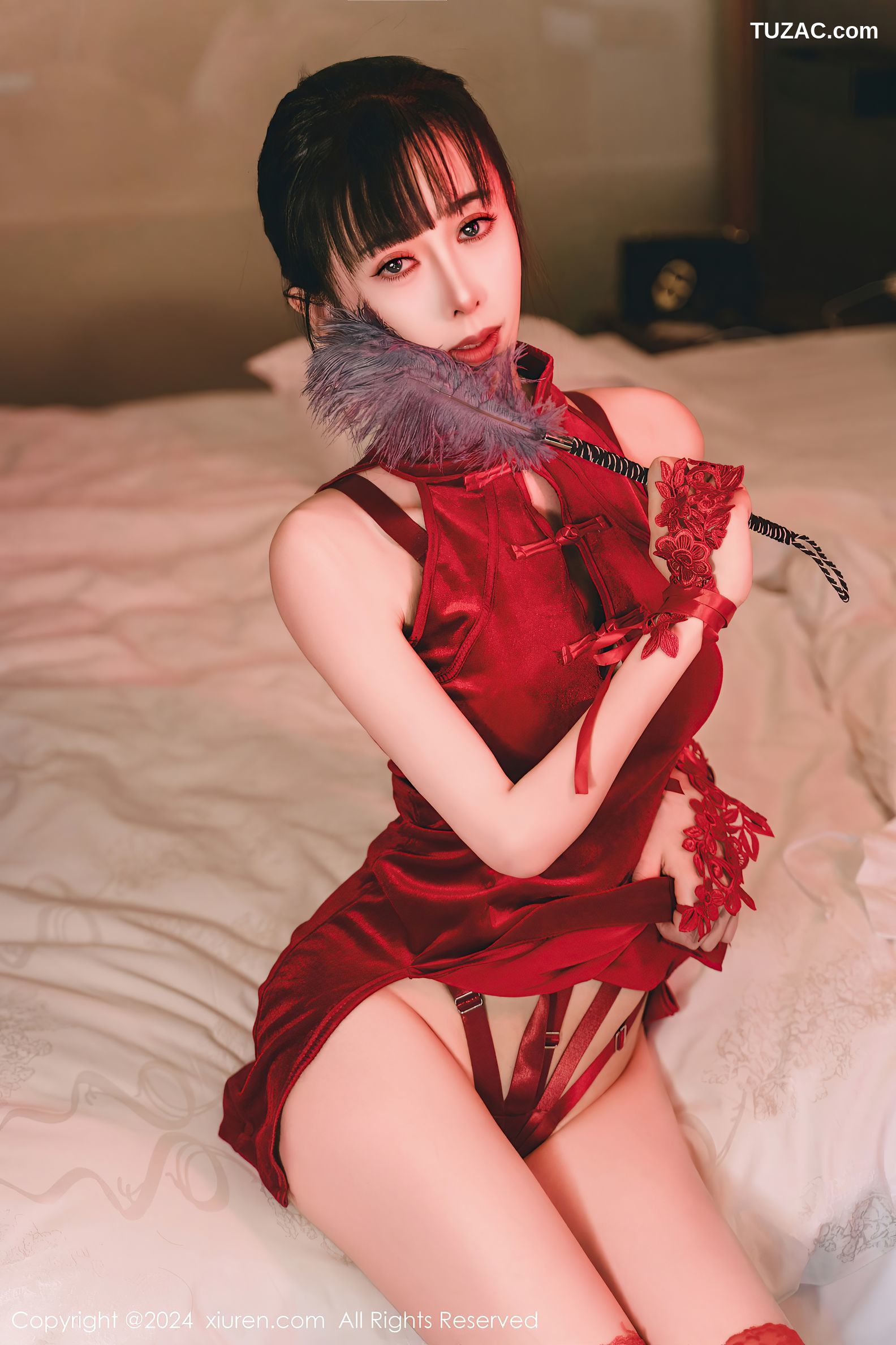 XiuRen秀人网-8047-宝宝甜-酒后微醺-红色情趣短旗袍内衣爆乳-2024.02.01