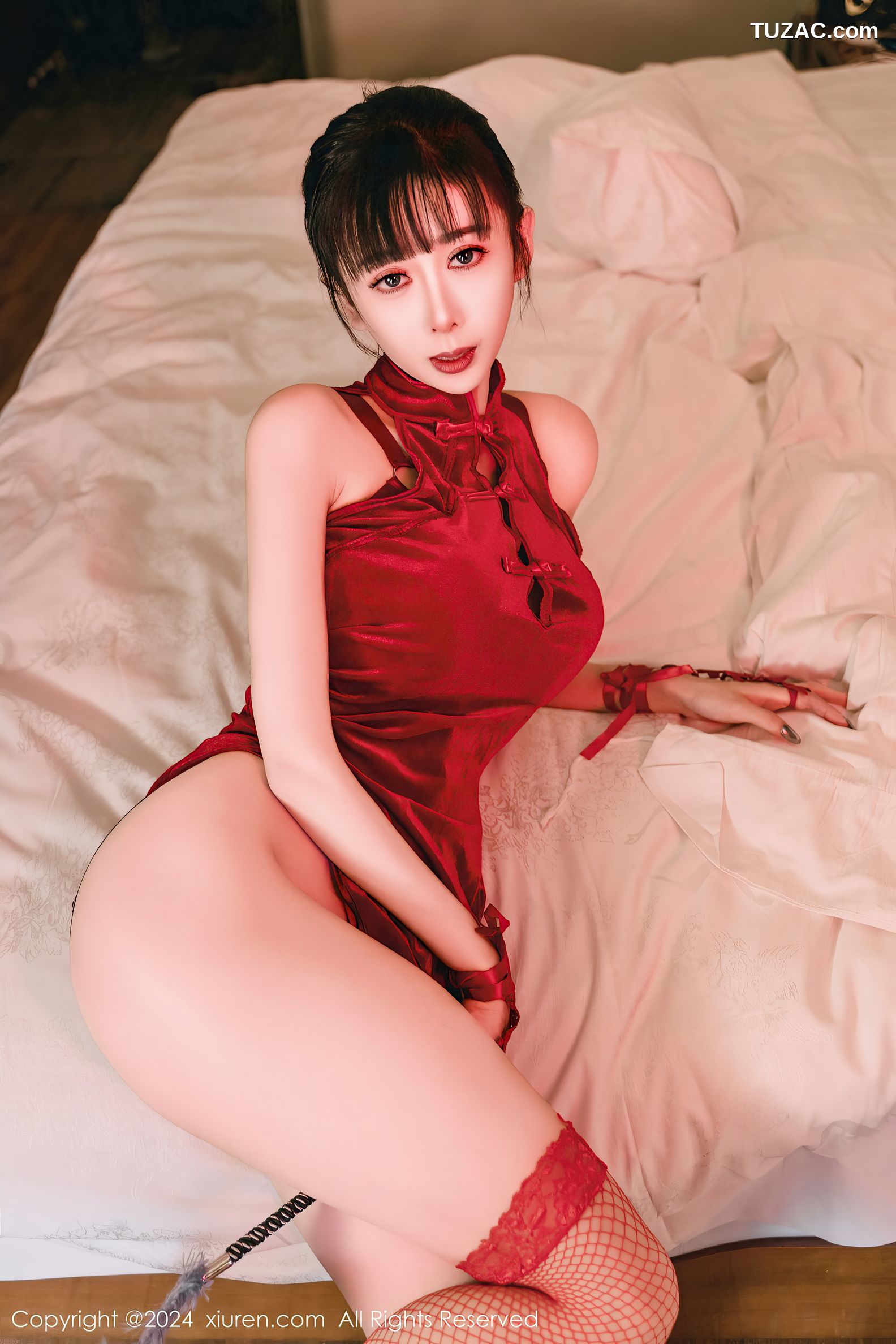 XiuRen秀人网-8047-宝宝甜-酒后微醺-红色情趣短旗袍内衣爆乳-2024.02.01