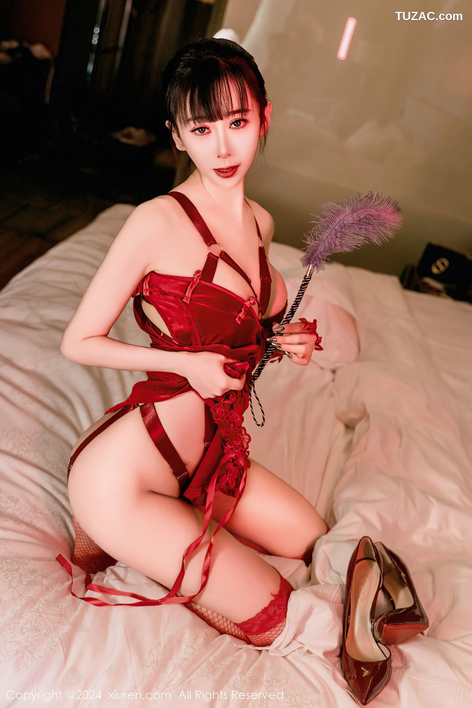 XiuRen秀人网-8047-宝宝甜-酒后微醺-红色情趣短旗袍内衣爆乳-2024.02.01