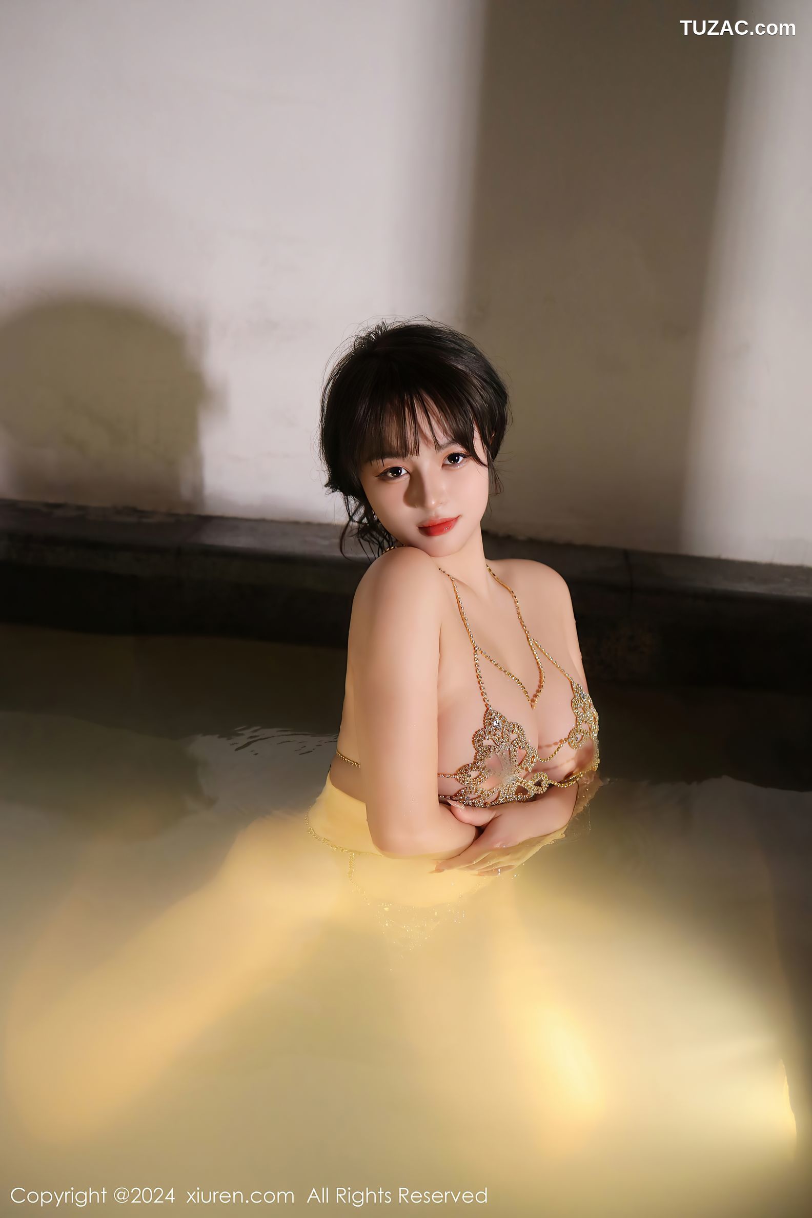 XiuRen秀人网-8075-沈思怡-珠链情趣内衣温泉爆乳-2024.02.06