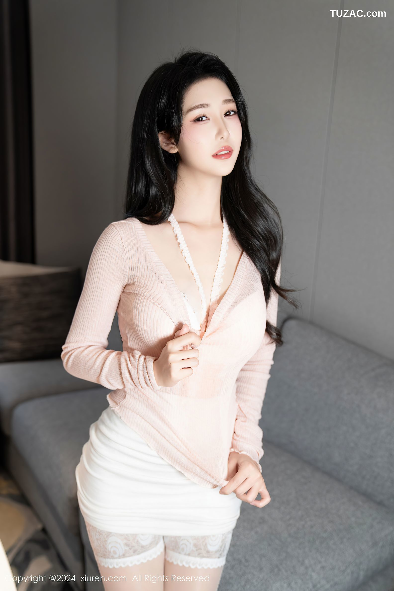 XiuRen秀人网-8086-利世-淡粉T白短裙-淡粉色蕾丝内衣-2024.02.07