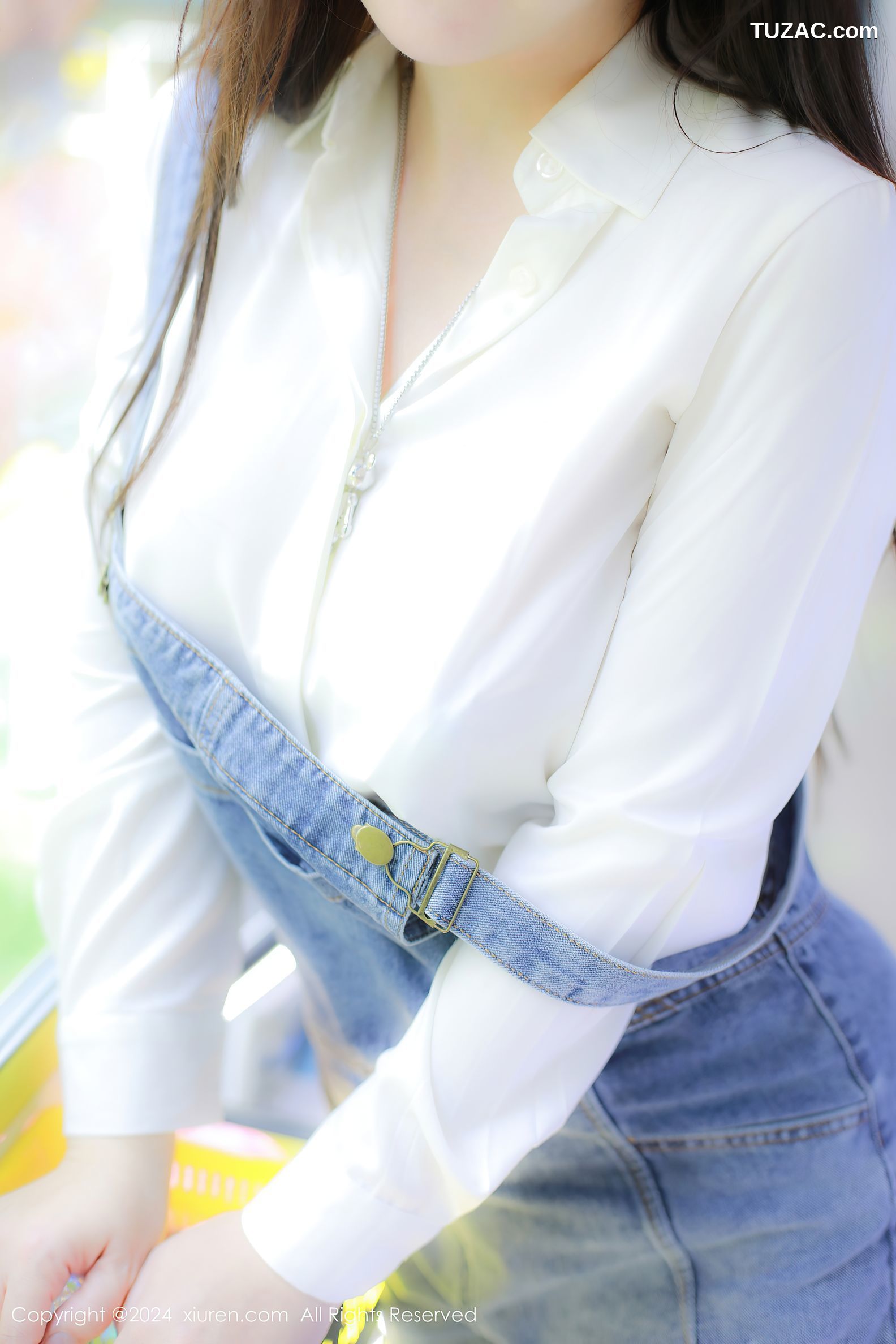 XiuRen秀人网-8087-小薯条nienie-电玩店场景白衫牛仔裤爆乳露出-2024.02.07