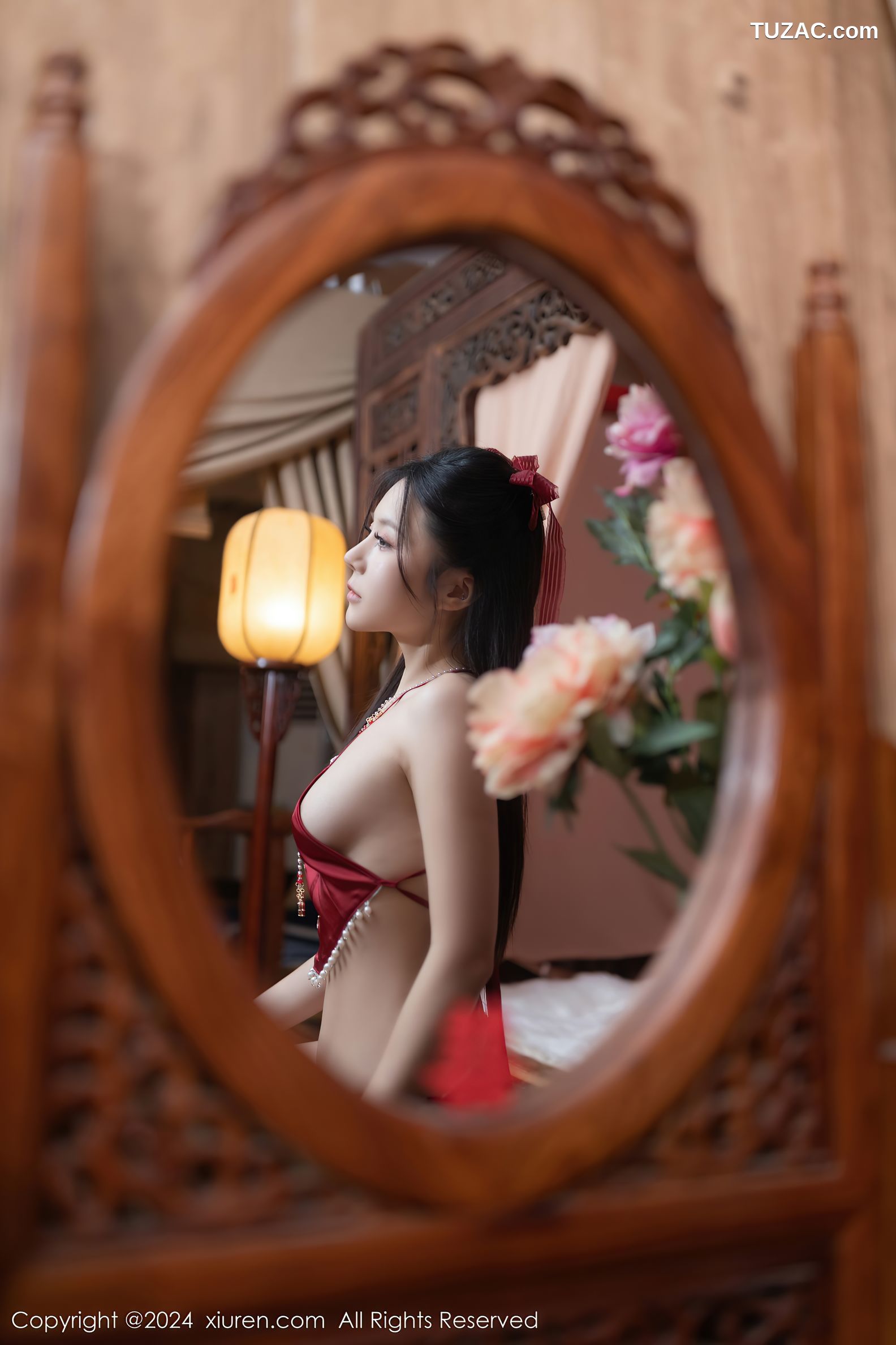 XiuRen秀人网-8095-鱼子酱Fish-贺新春主题宫装红肚兜-2024.02.08