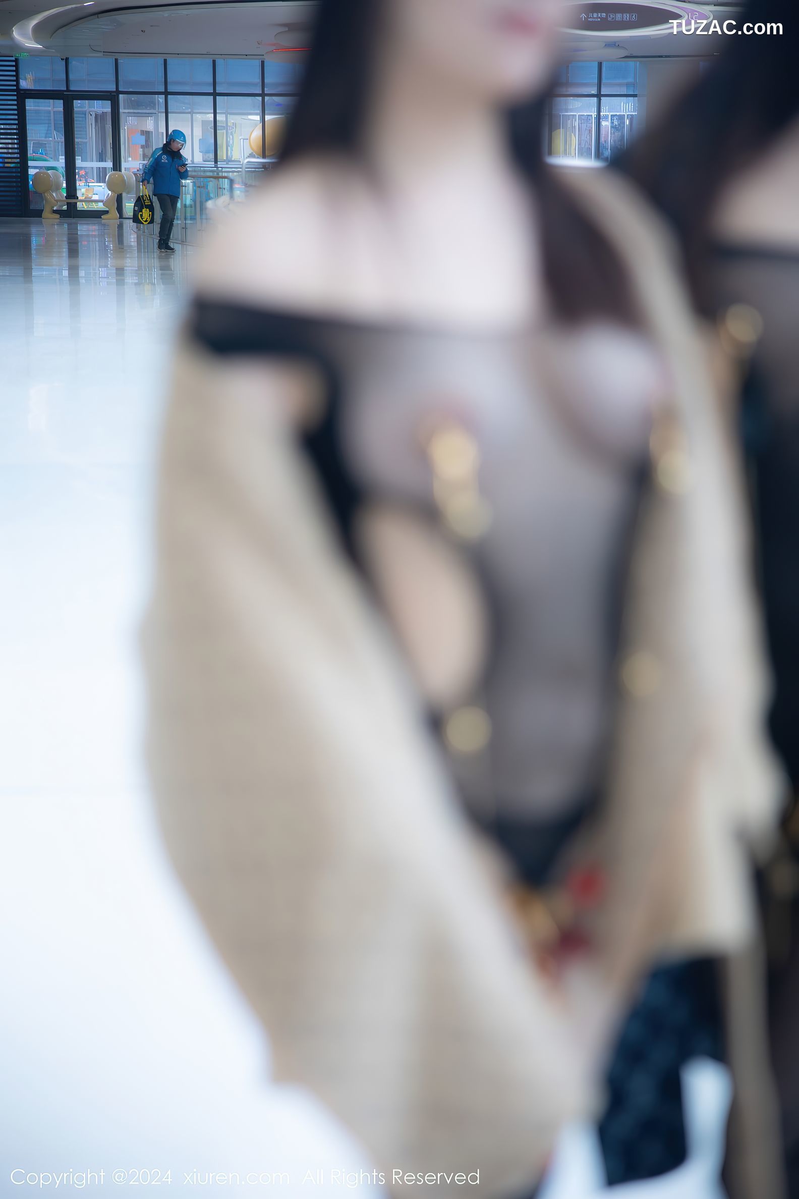 XiuRen秀人网-8099-豆瓣酱-模特合集-商场透视黑纱情趣内衣露出-2024.02.08