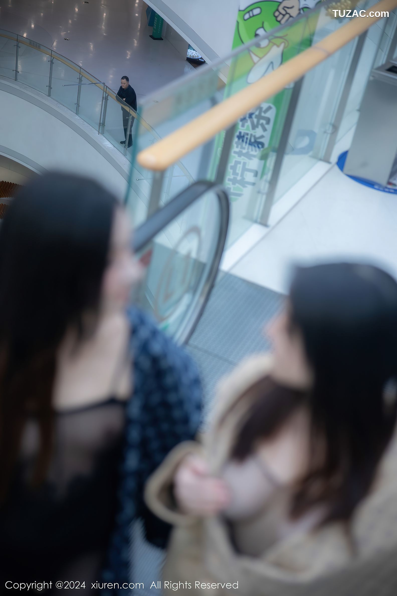 XiuRen秀人网-8099-豆瓣酱-模特合集-商场透视黑纱情趣内衣露出-2024.02.08