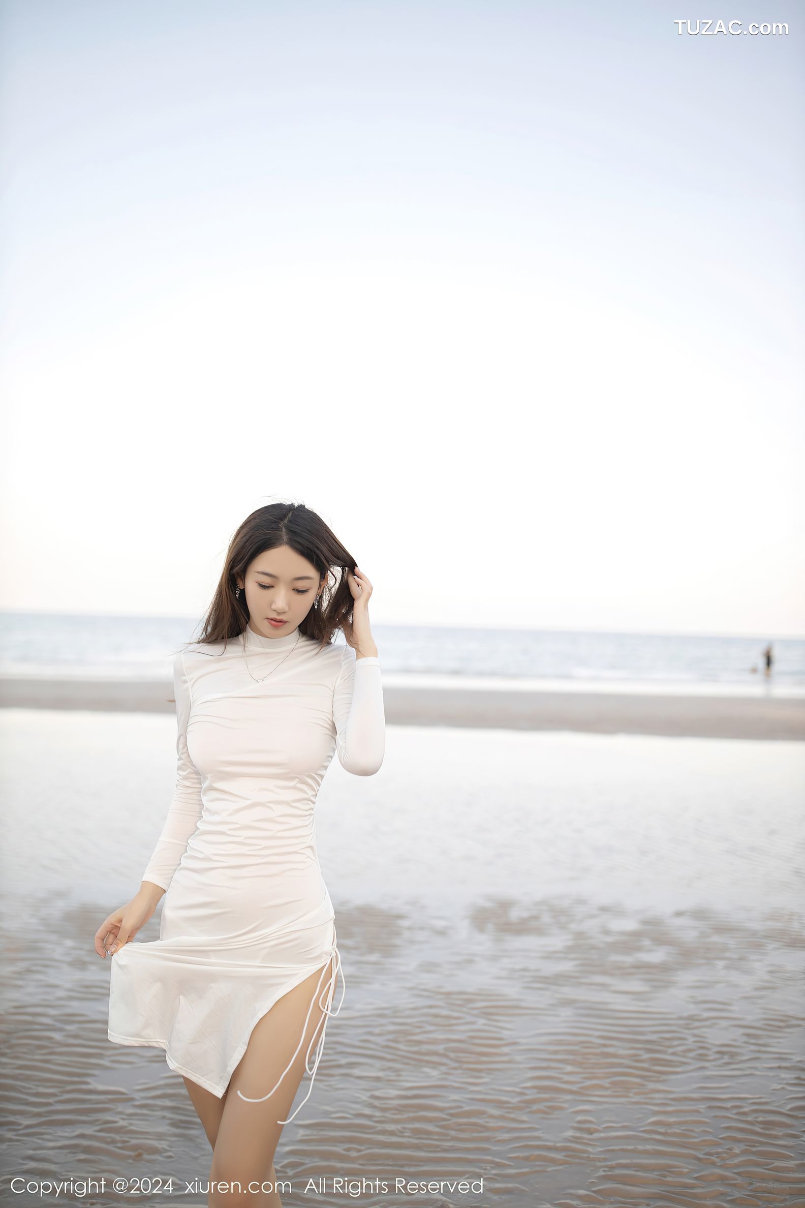 XiuRen秀人网-8110-唐安琪-沙滩场景-白色情趣连衣短裙-2024.02.19
