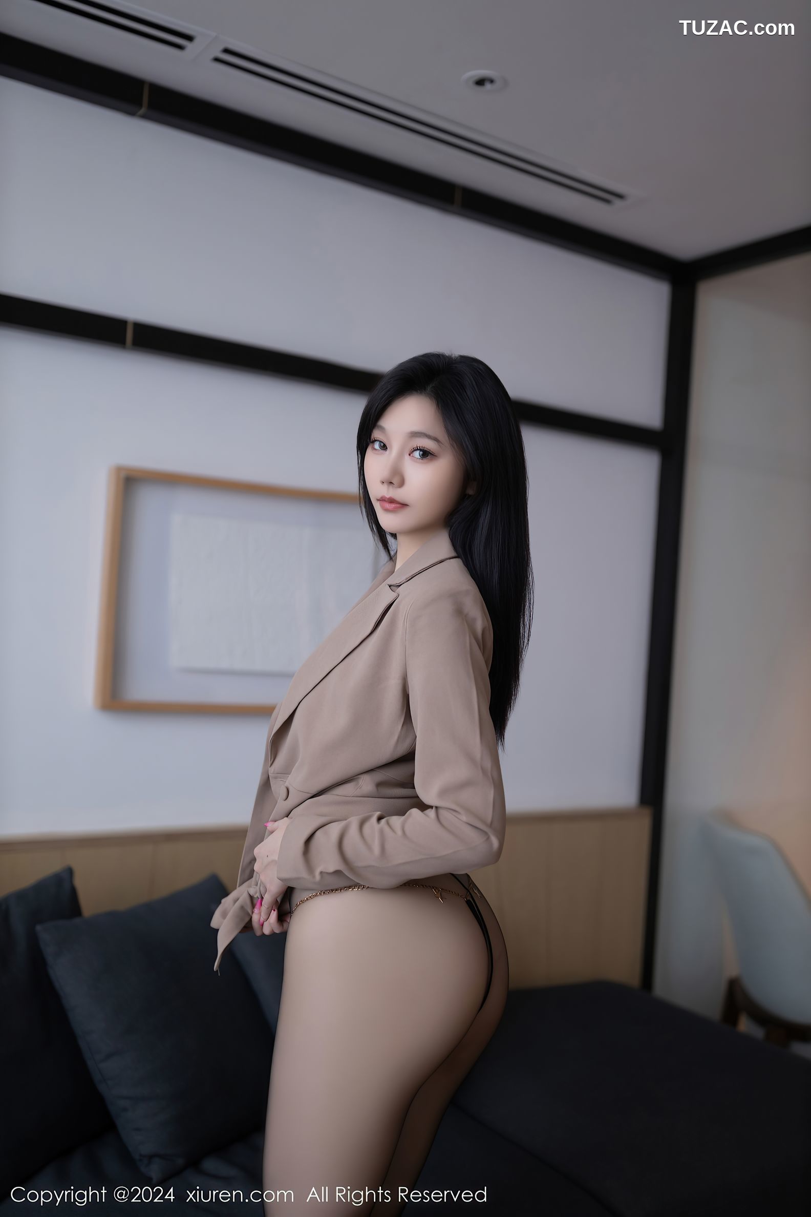 XiuRen秀人网-8115-安然anran-黑色蕾丝情趣内衣黑丝绑缚-2024.02.20