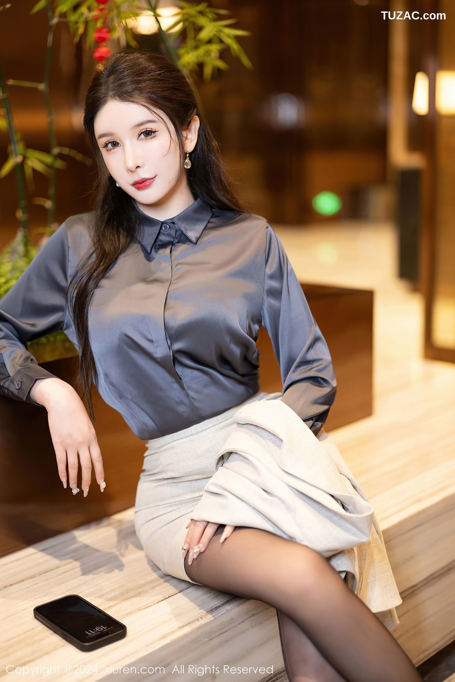 XiuRen秀人网-8126-李丽莎-OL白裙装黑衬衫黑丝-2024.02.22
