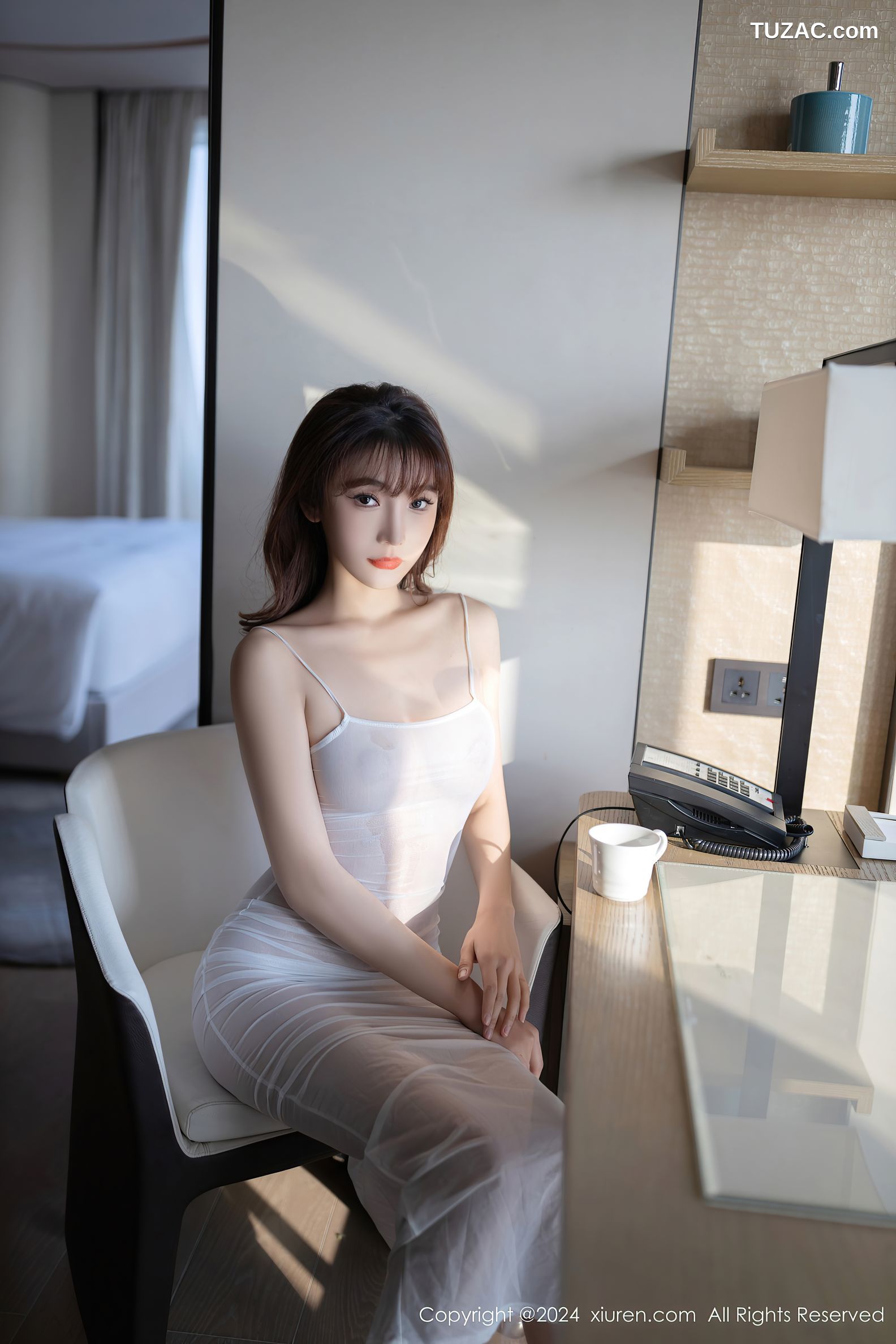 XiuRen秀人网-8131-陆萱萱-轻透白色吊带裙湿身-2024.02.22