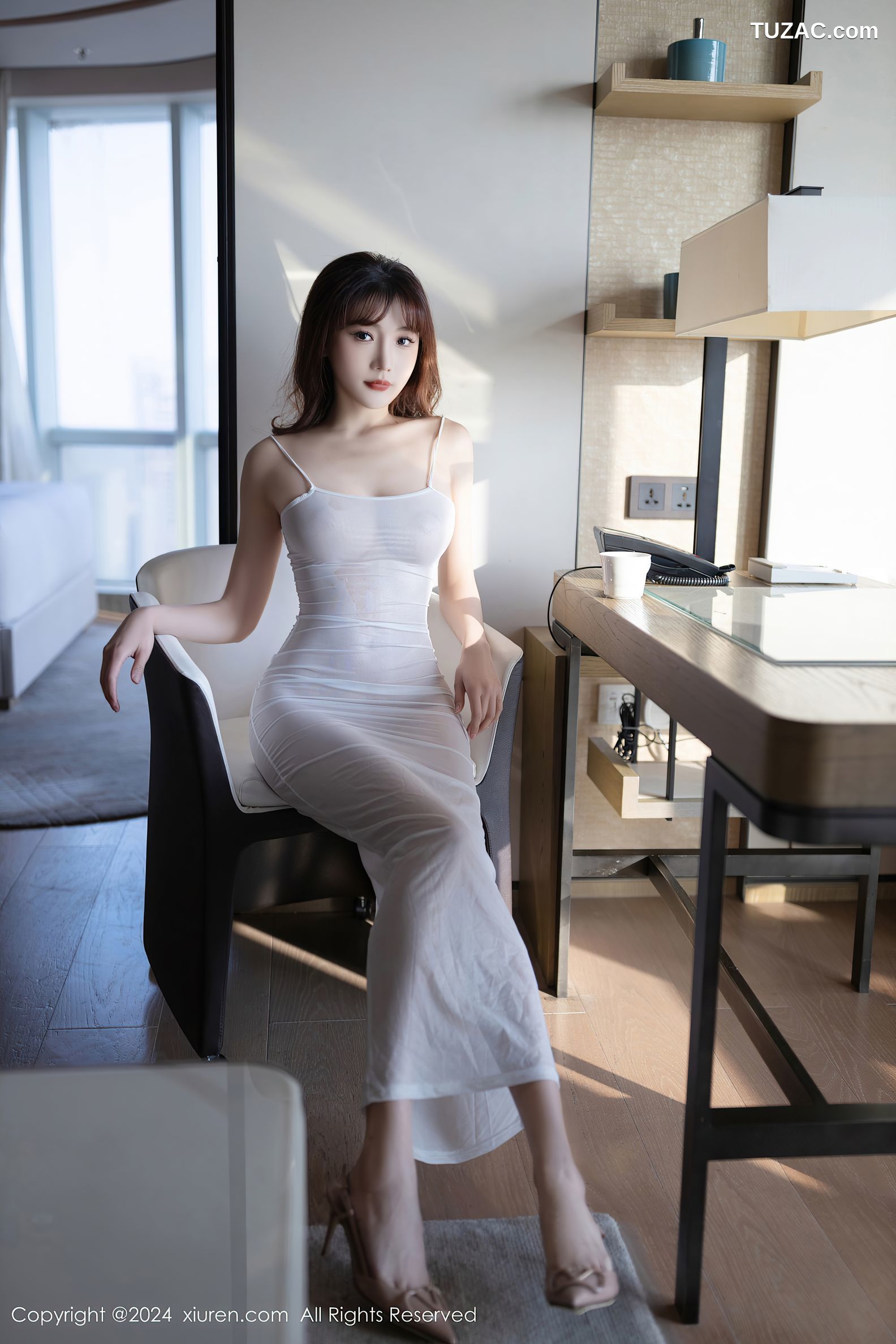 XiuRen秀人网-8131-陆萱萱-轻透白色吊带裙湿身-2024.02.22