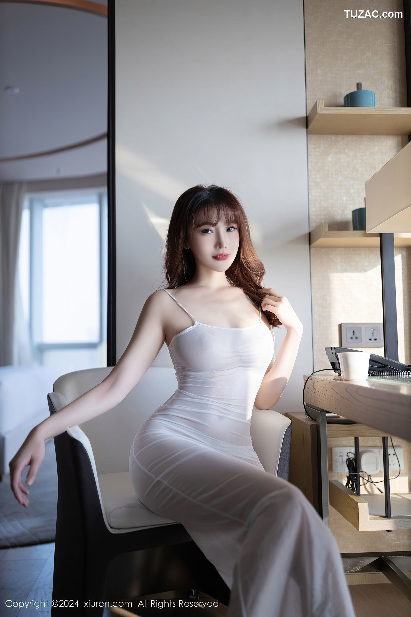 XiuRen秀人网-8131-陆萱萱-轻透白色吊带裙湿身-2024.02.22
