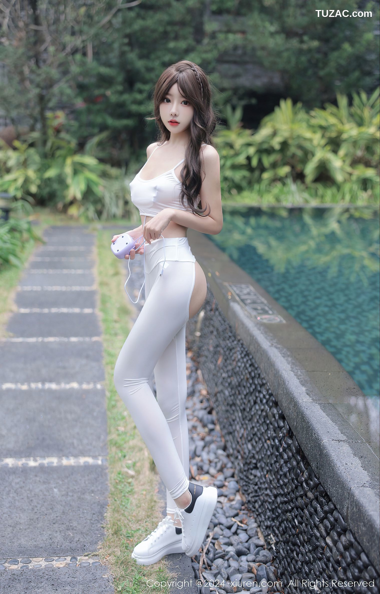 XiuRen秀人网-8132-桃妖夭-白色吊带情趣紧身裤湿身爆乳2024.02.23