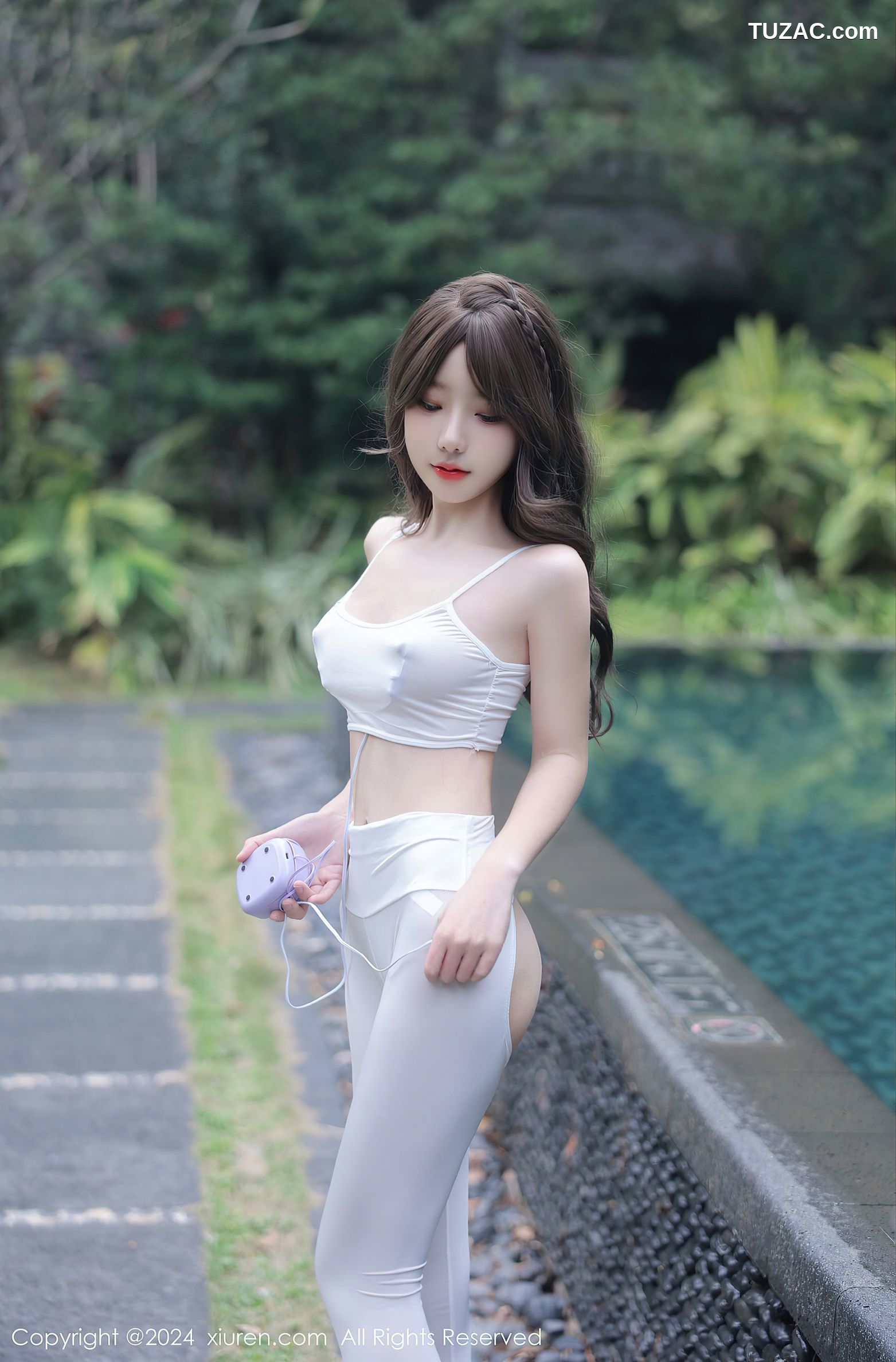 XiuRen秀人网-8132-桃妖夭-白色吊带情趣紧身裤湿身爆乳2024.02.23