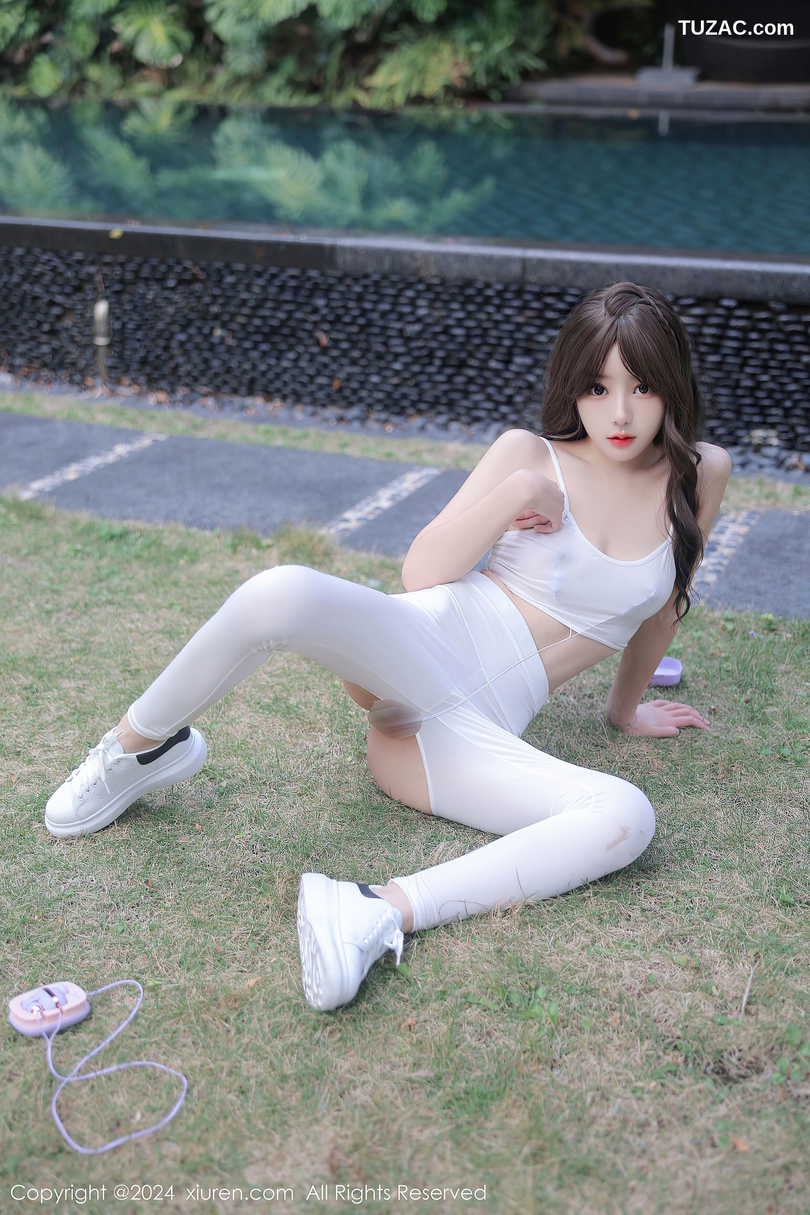 XiuRen秀人网-8132-桃妖夭-白色吊带情趣紧身裤湿身爆乳2024.02.23