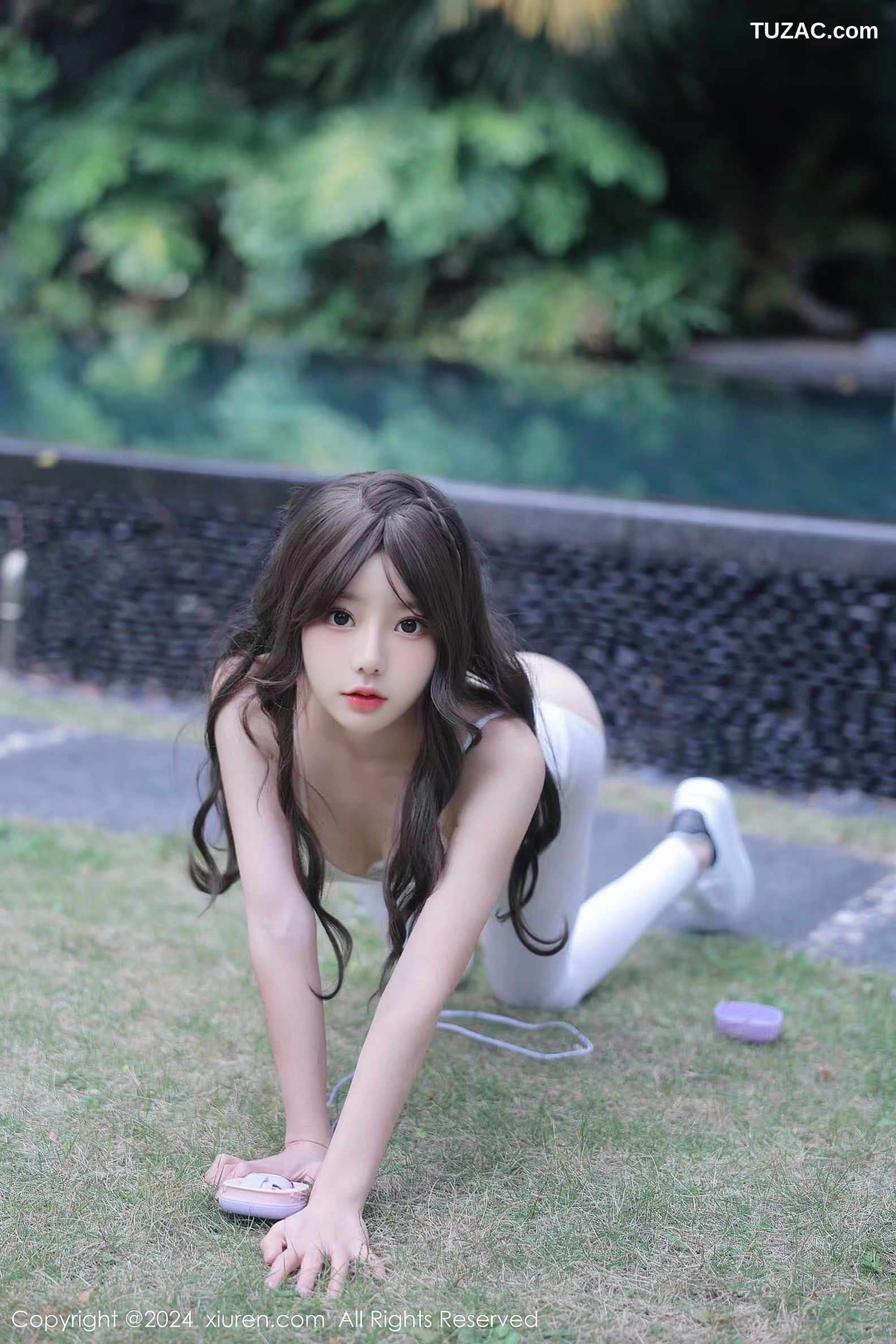 XiuRen秀人网-8132-桃妖夭-白色吊带情趣紧身裤湿身爆乳2024.02.23