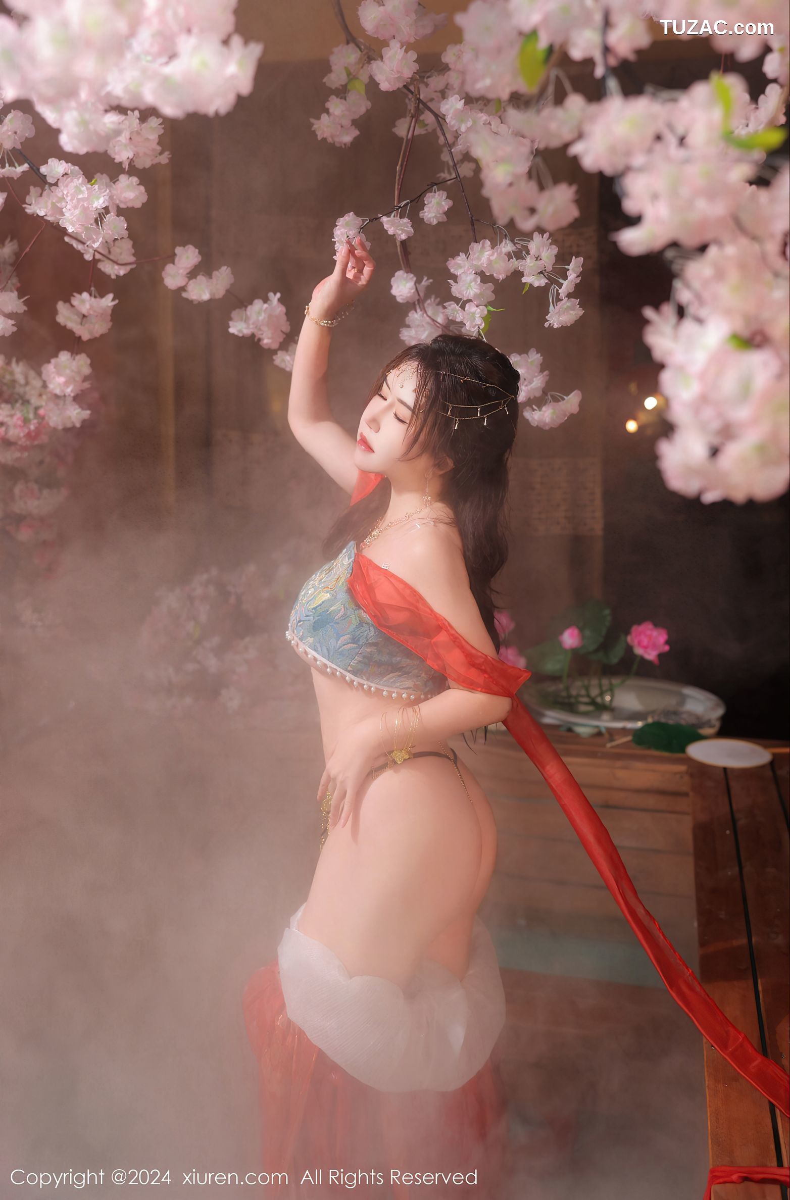 XiuRen秀人网-8146-小薯条nienie-古风红纱裙丁字裤爆乳-2024.02.27