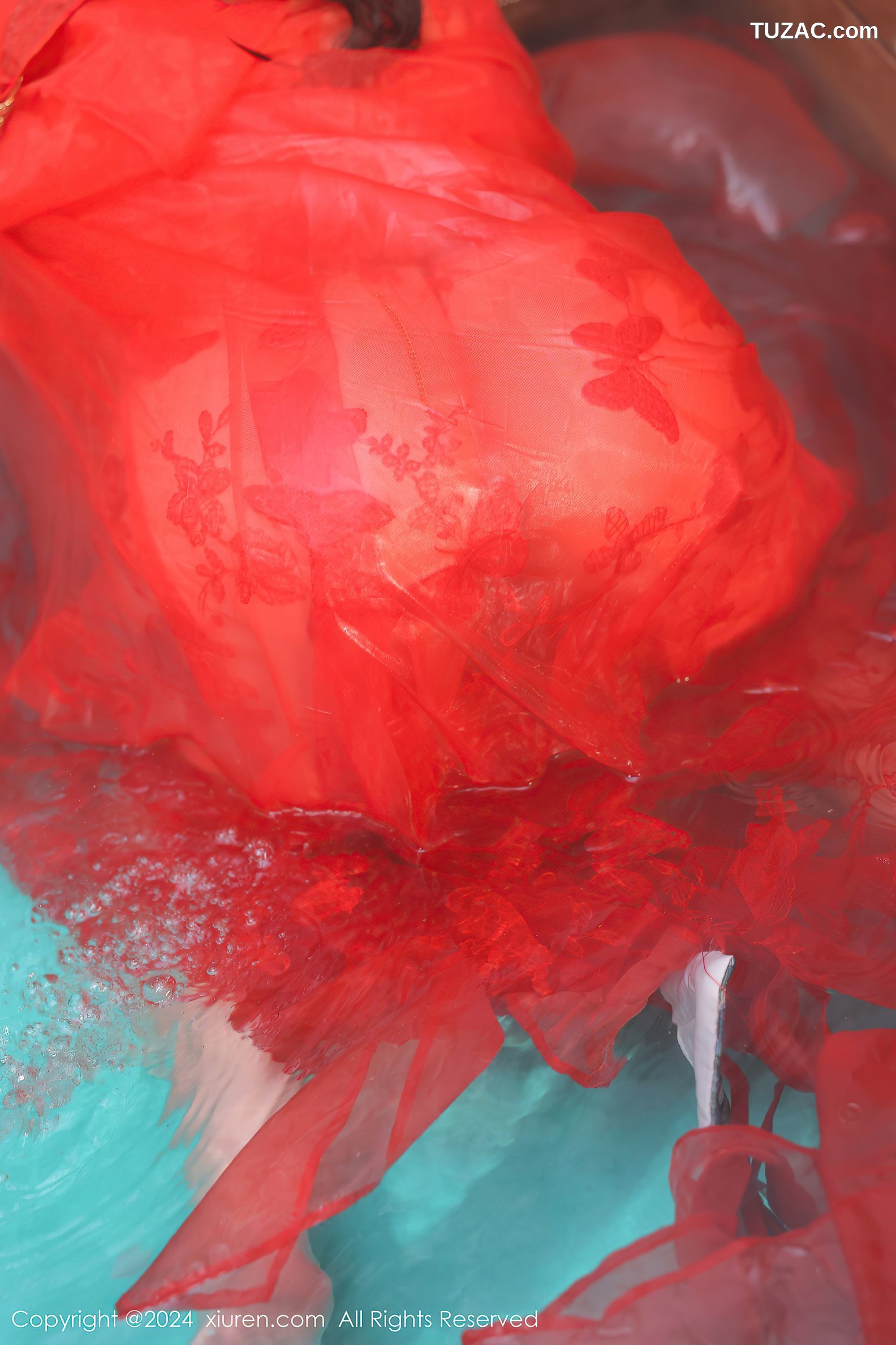 XiuRen秀人网-8146-小薯条nienie-古风红纱裙丁字裤爆乳-2024.02.27