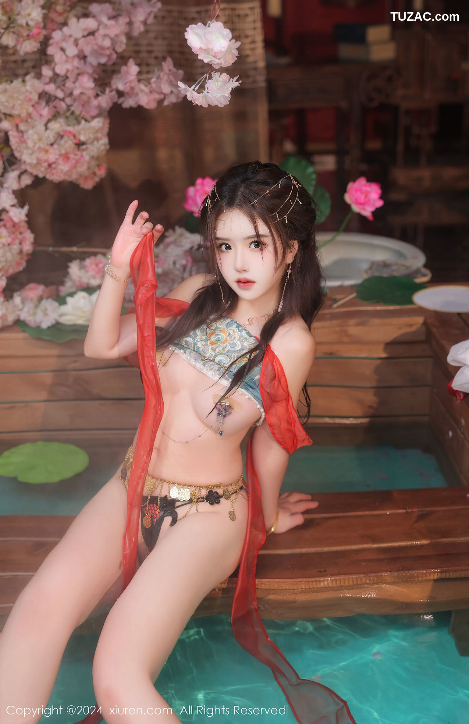 XiuRen秀人网-8146-小薯条nienie-古风红纱裙丁字裤爆乳-2024.02.27