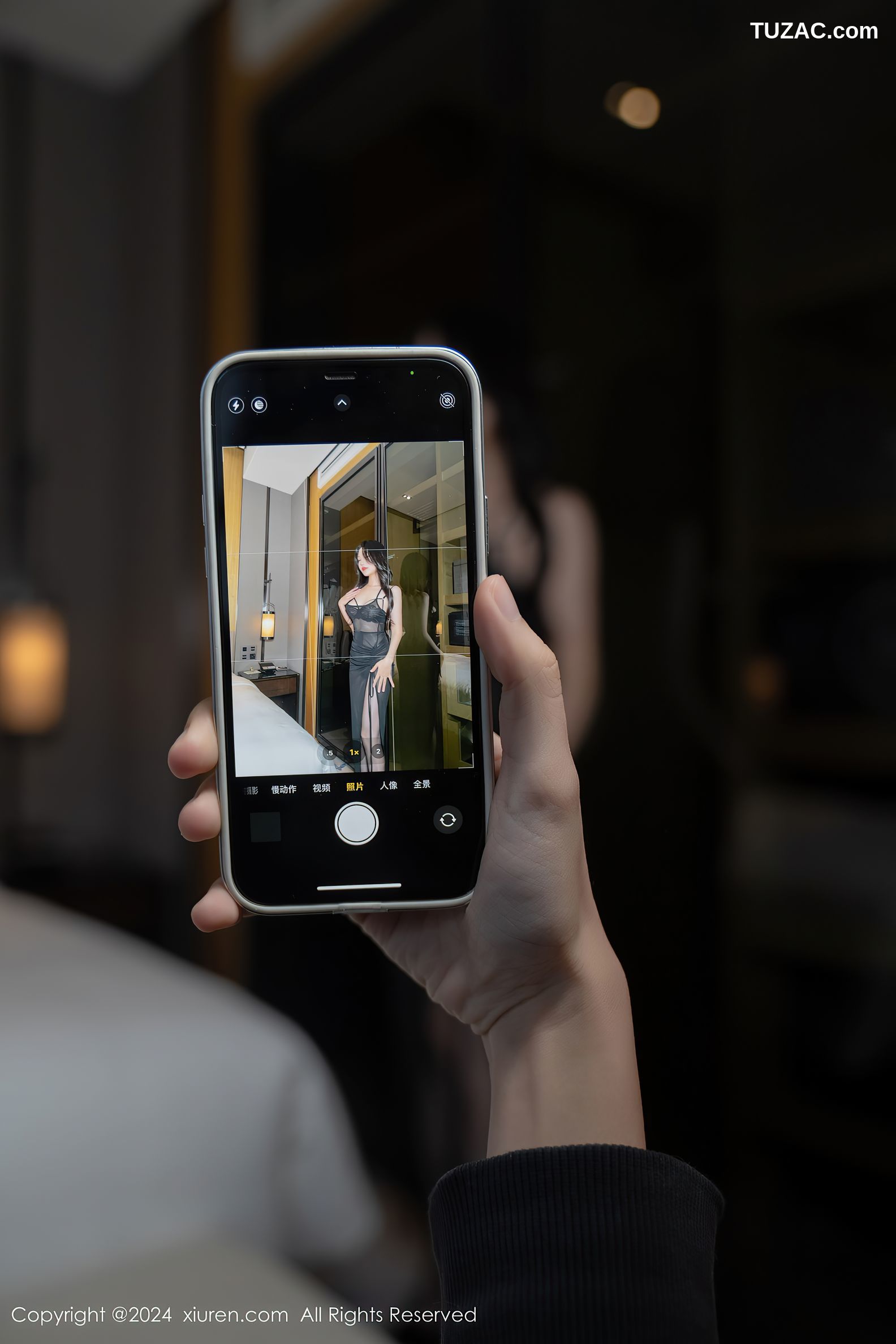 XiuRen秀人网-8193-利世-黑色轻透吊带连衣裙黑丝黑色蕾丝内衣-2024.03.07