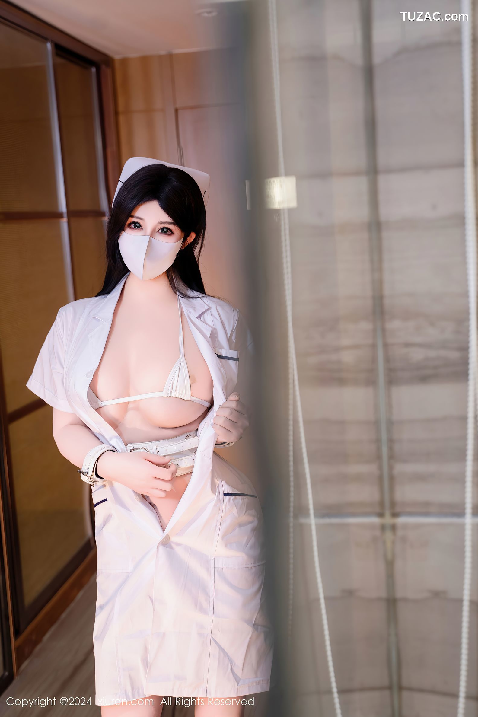 XiuRen秀人网-8206-陈芊儿-白衣女医生白色情趣内衣-2024.03.11
